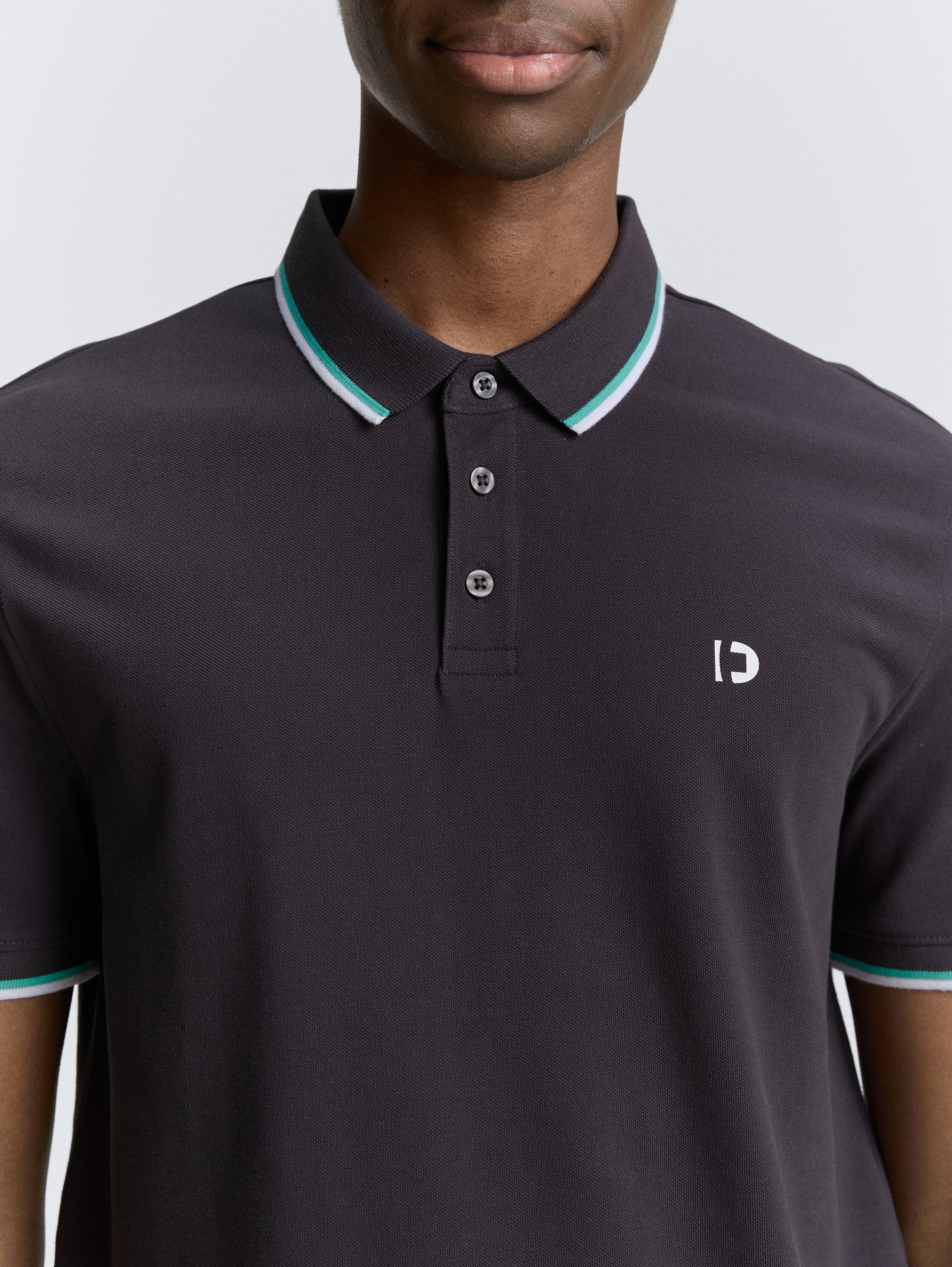 Piqué Poloshirt mit Logo-Print - coal_grey_1 - 