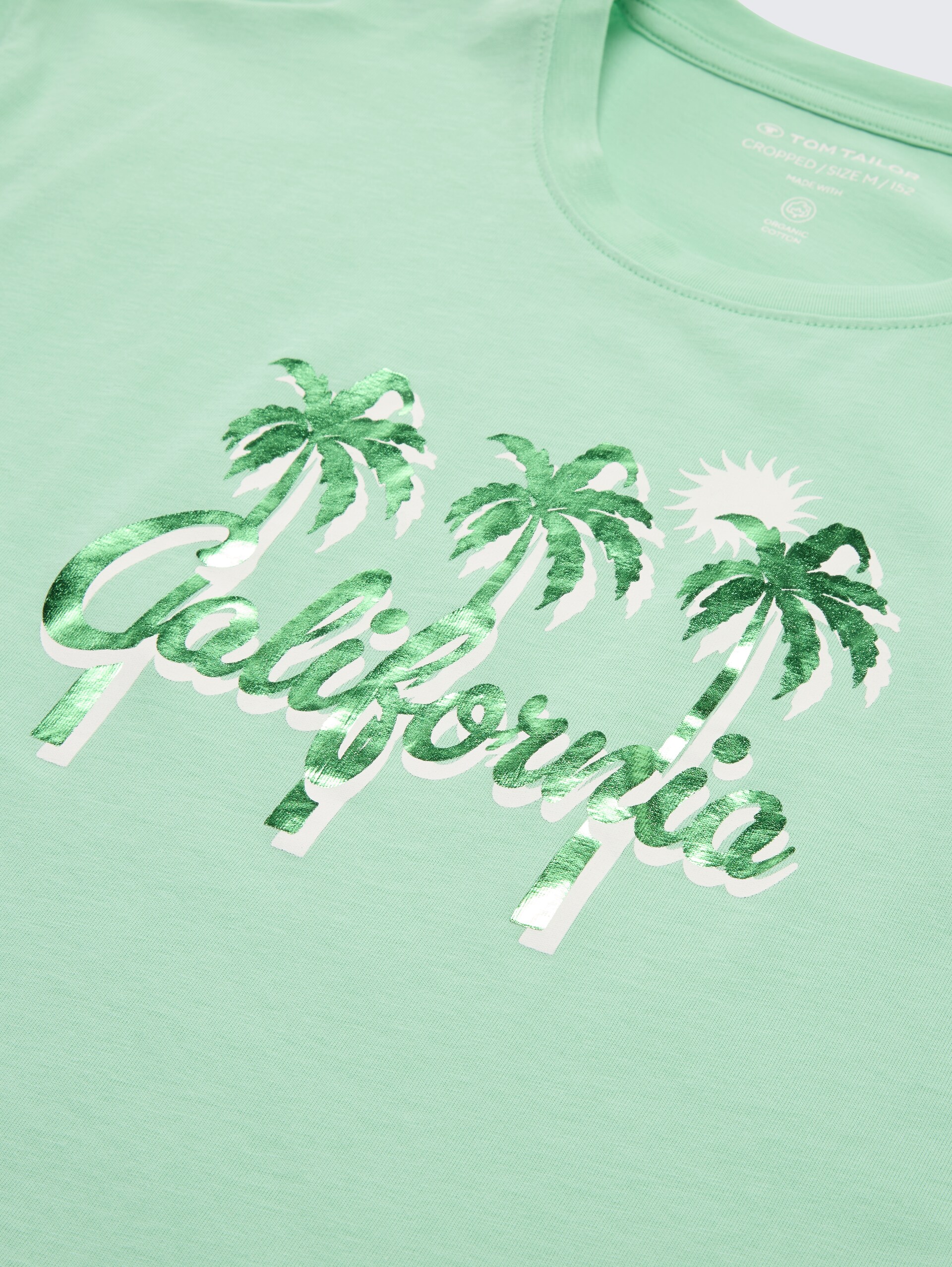 Cropped T-Shirt mit Print - light garden green - Detail-Model-Ansicht