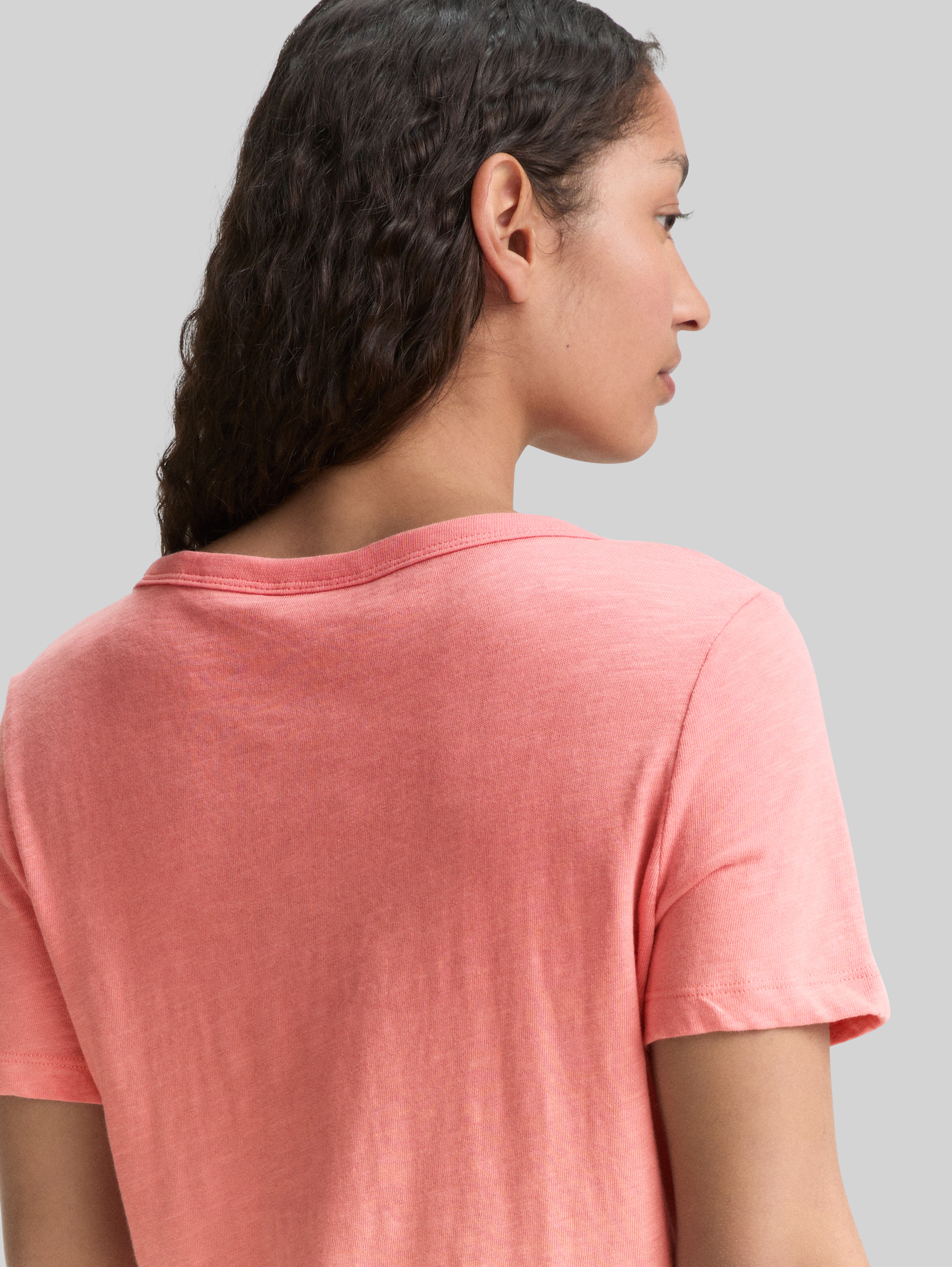 TOM TAILOR Damen T-Shirt Mit V-Ausschnitt – Regular Fit, Aus Weichem Jersey (nachhaltige BE PART-Kollektion)