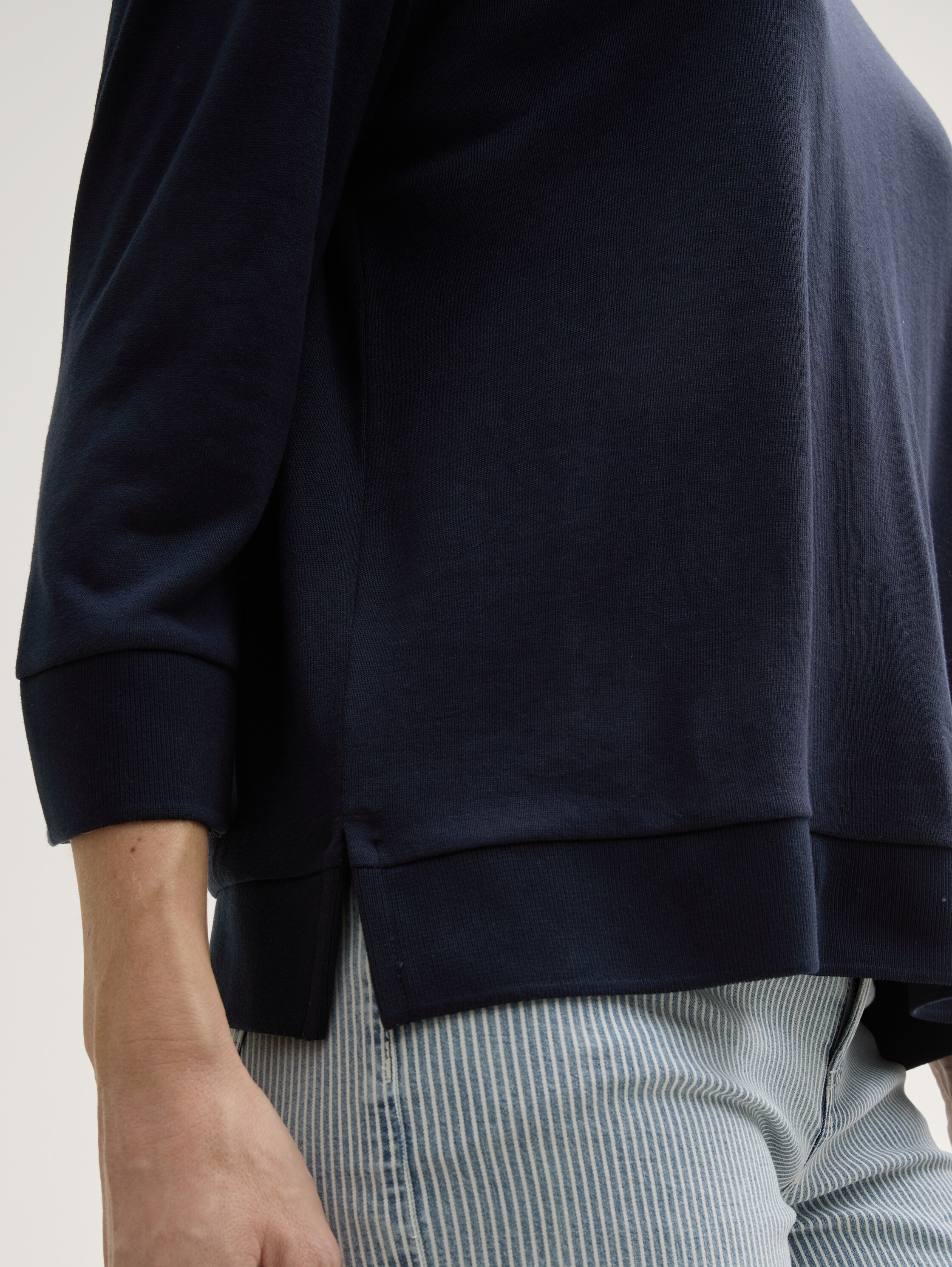 Langarmshirt mit Rundhalsausschnitt - sky_captain_blue_1 - 