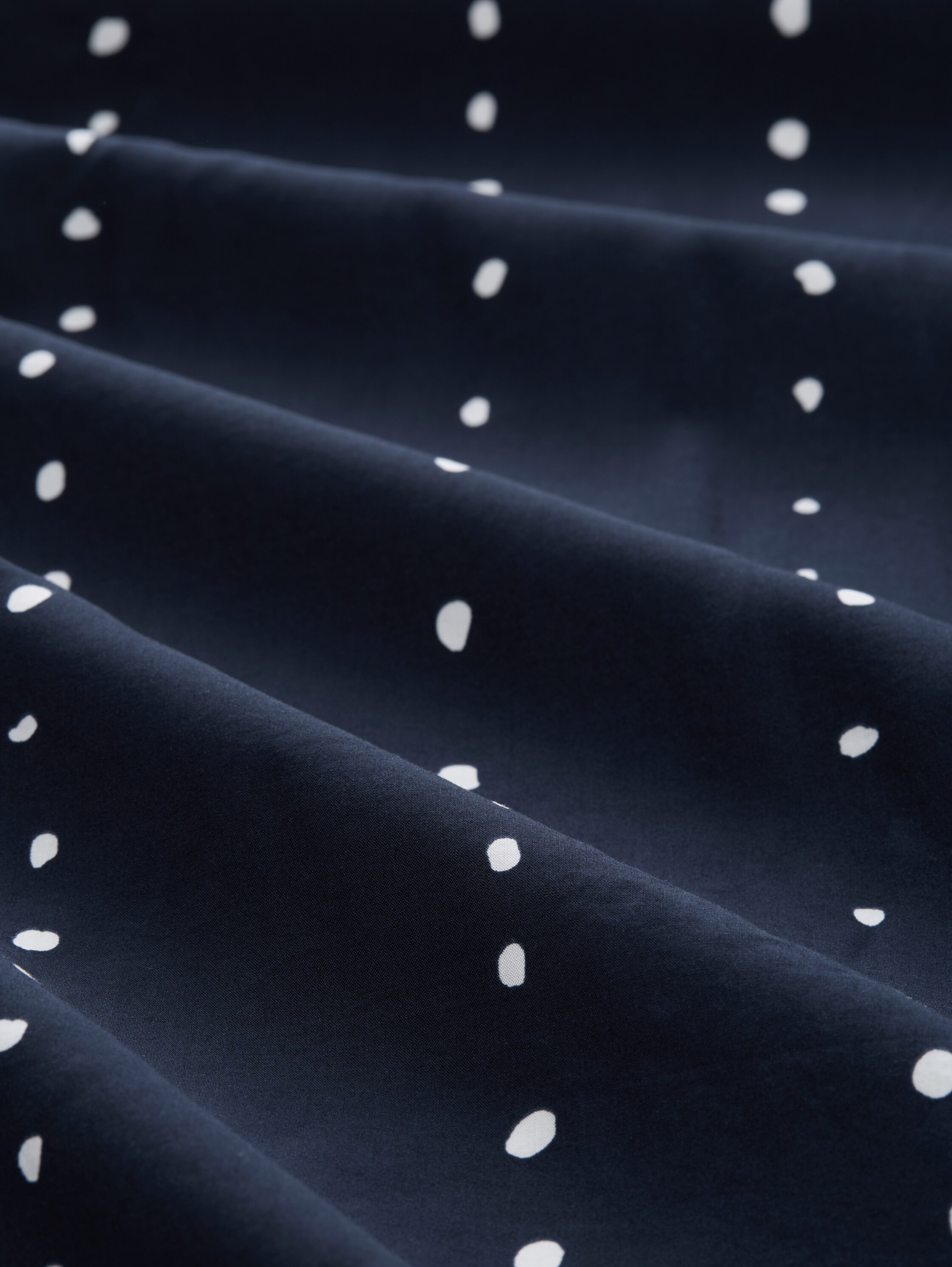 Jumpsuit mit Allover-Print - navy_dot_print - Material-Ansicht