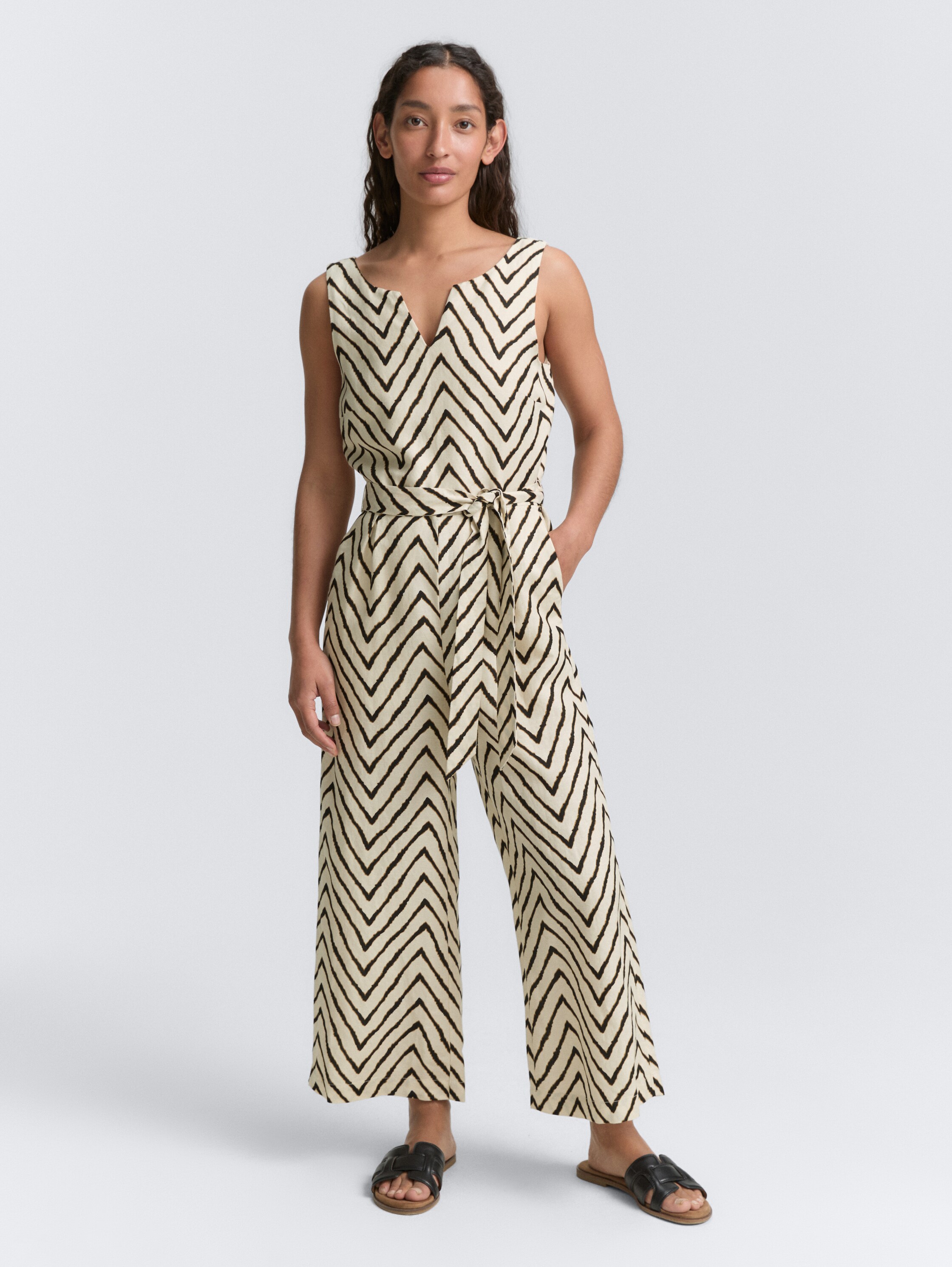 Jumpsuit mit Leinenanteil - natural_zig_zag_design - 