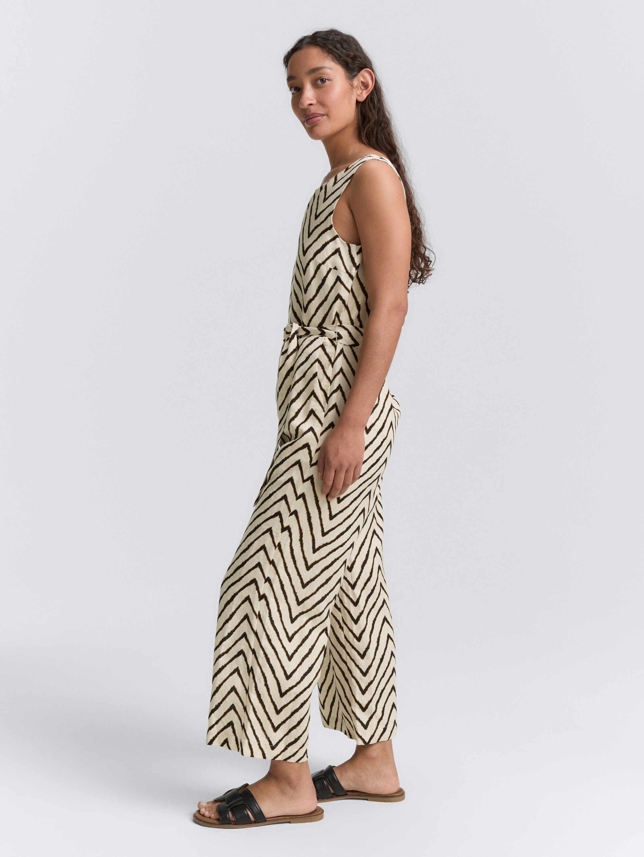 Jumpsuit mit Leinenanteil - natural_zig_zag_design - 
