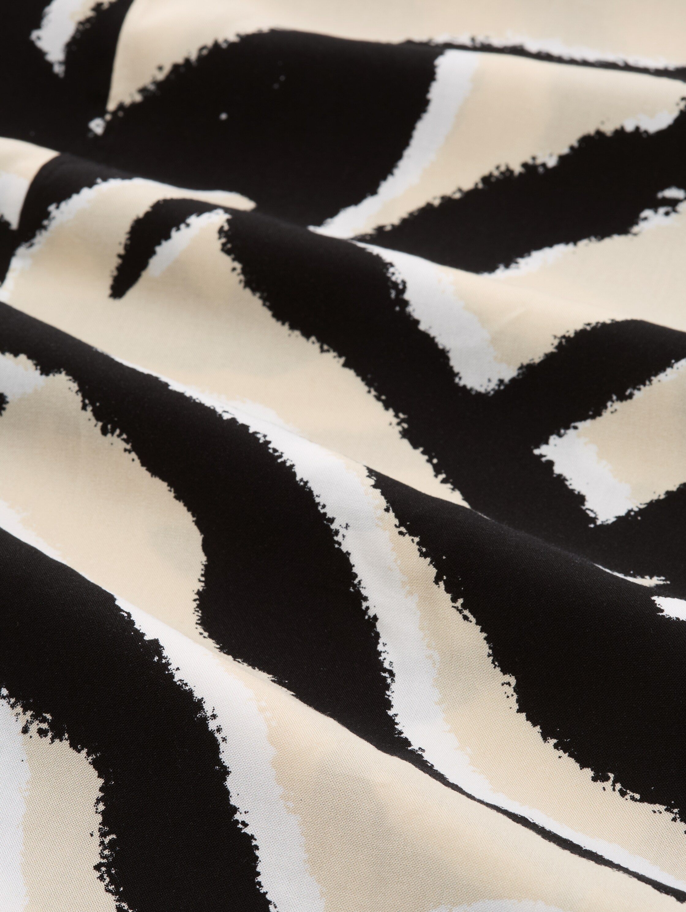 Jumpsuit mit Muster - abstract_beige_zebra - 