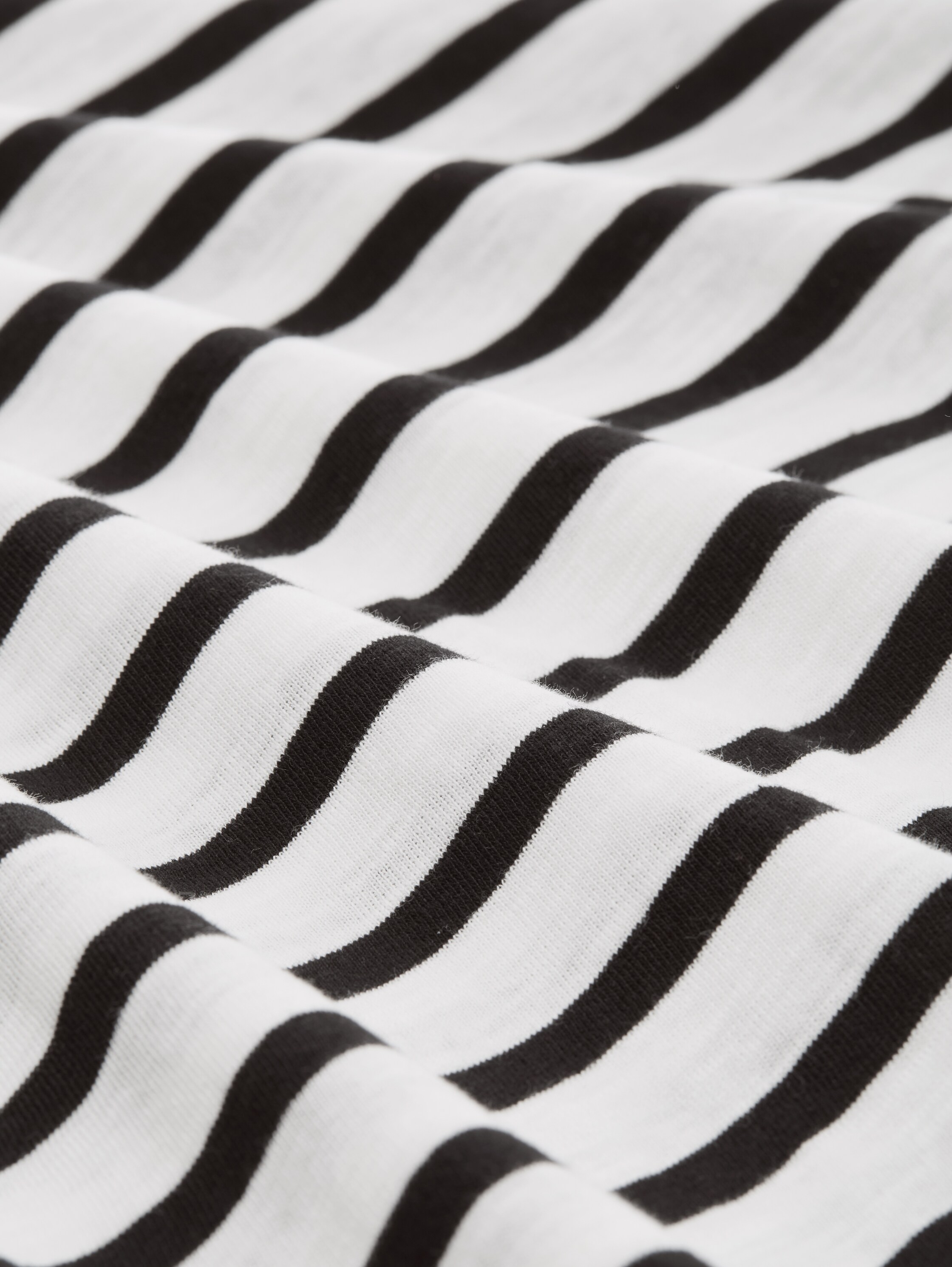 Raglan T-Shirt mit Streifenmuster - black_off_white_stripe - 