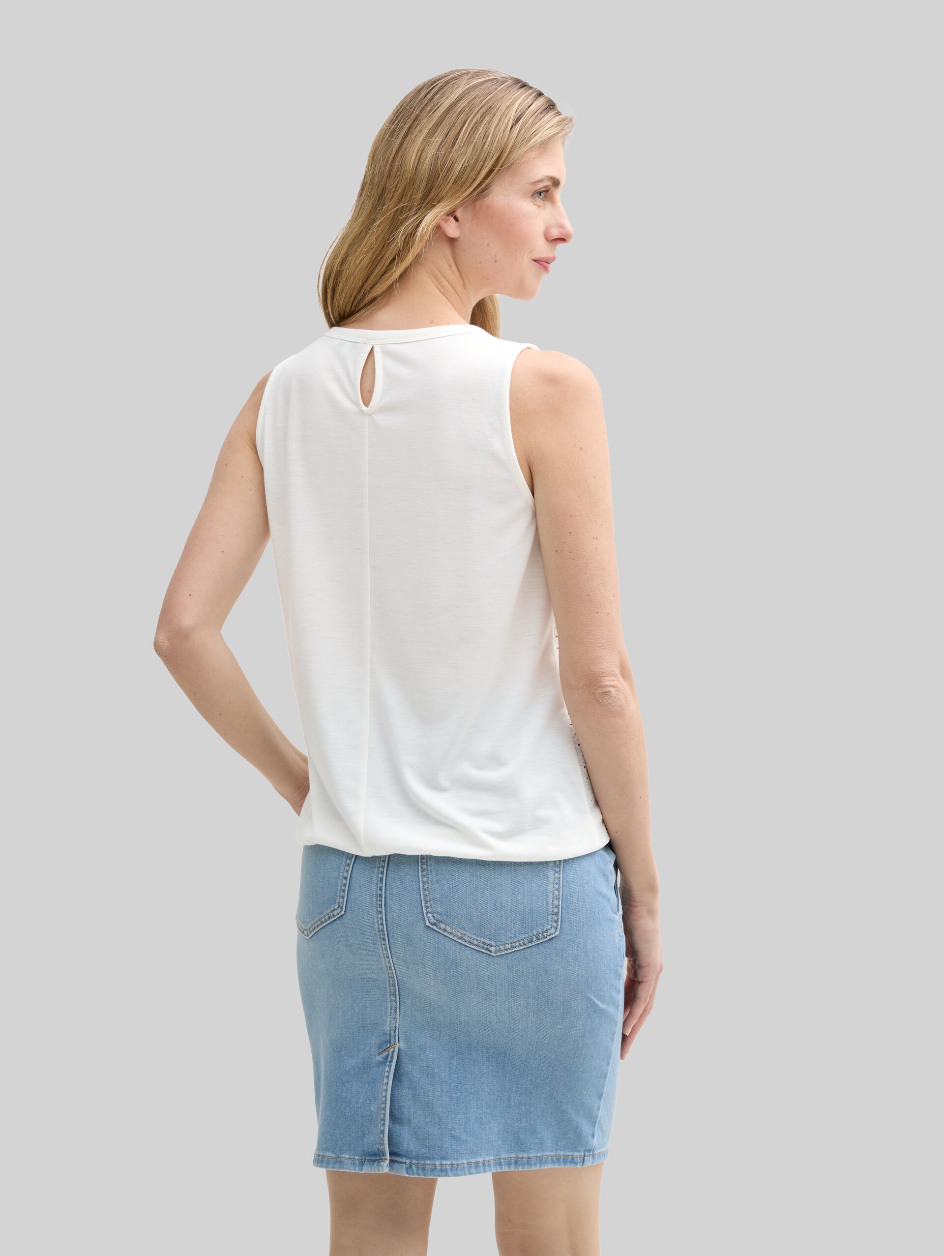 Haut ajouré en mélange de matières - Whisper White - Découpe Vue arrière du modèle