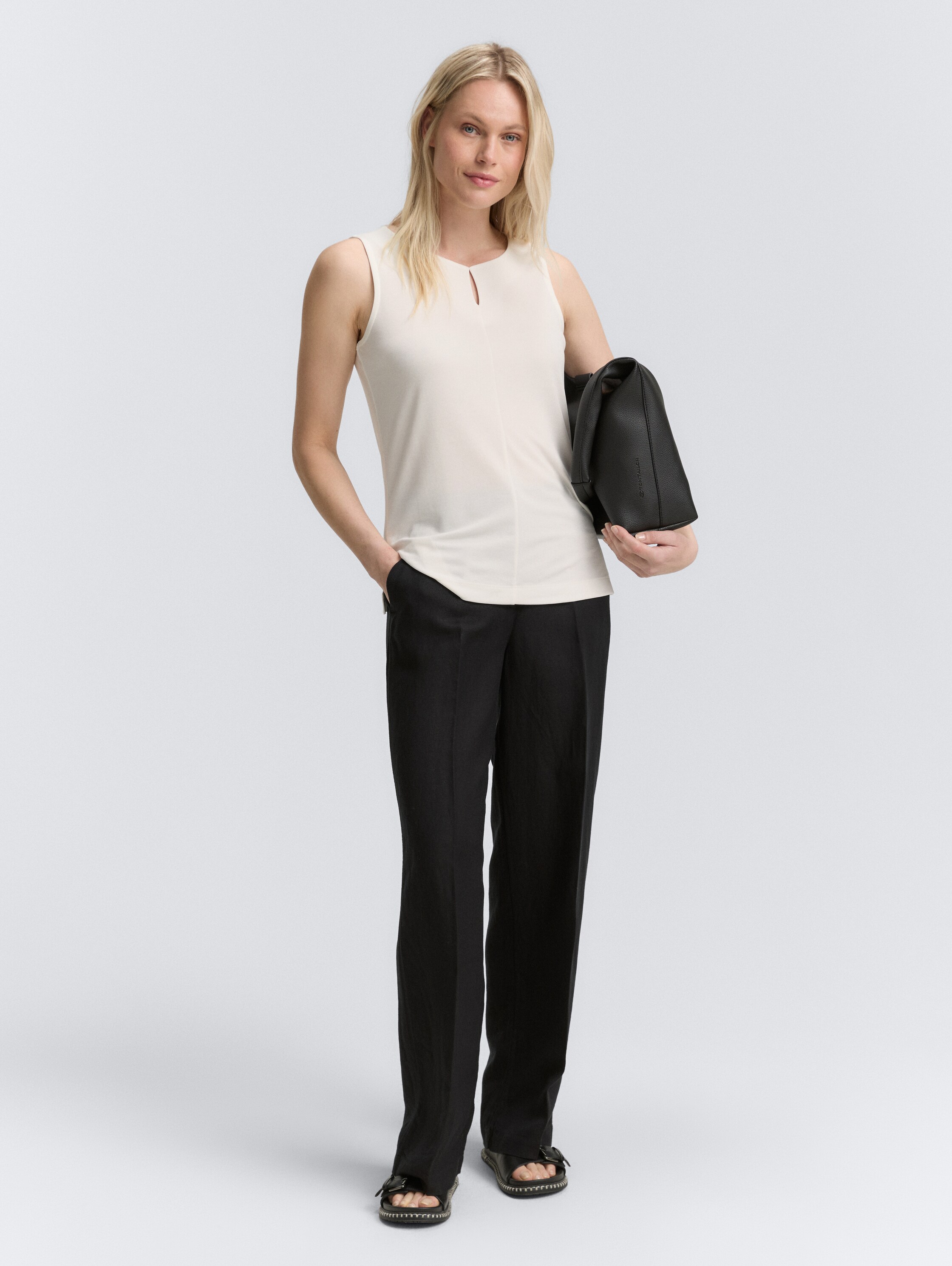 Top mit Cut-Out-Detail - whisper_white - 