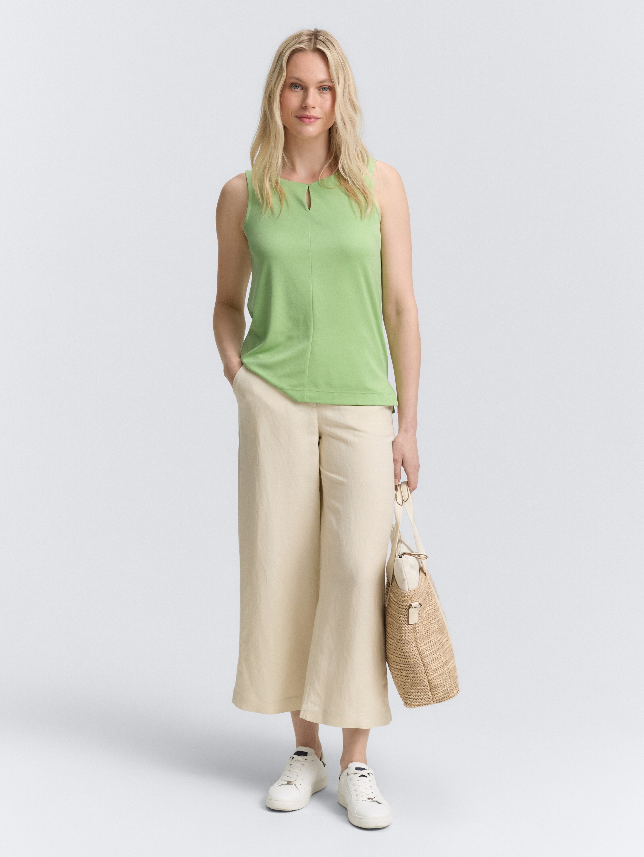 Top mit Cut-Out-Detail - pistachio_green - 