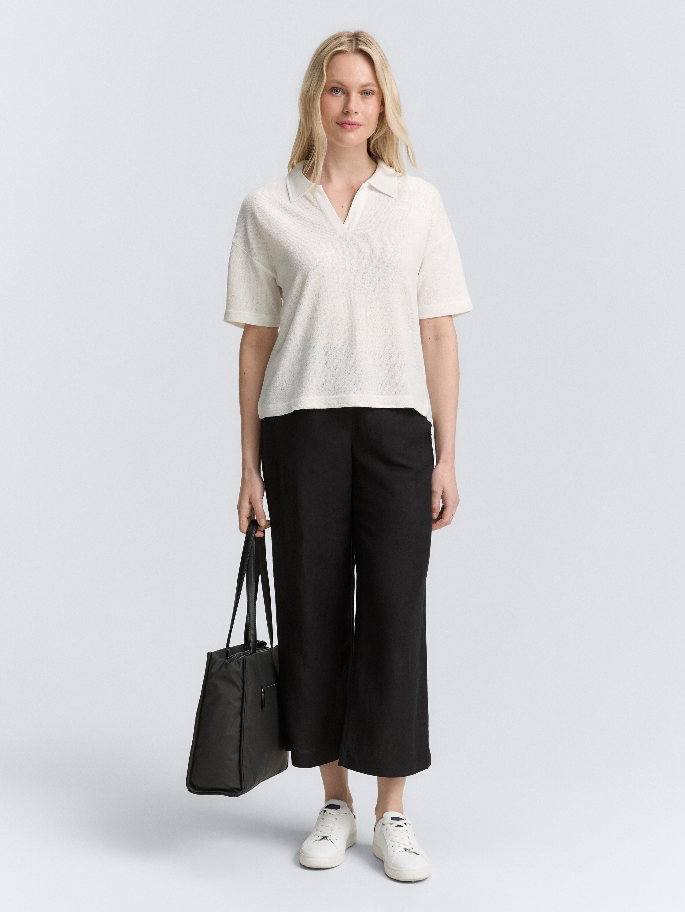 T-Shirt mit Polokragen - whisper_white - 