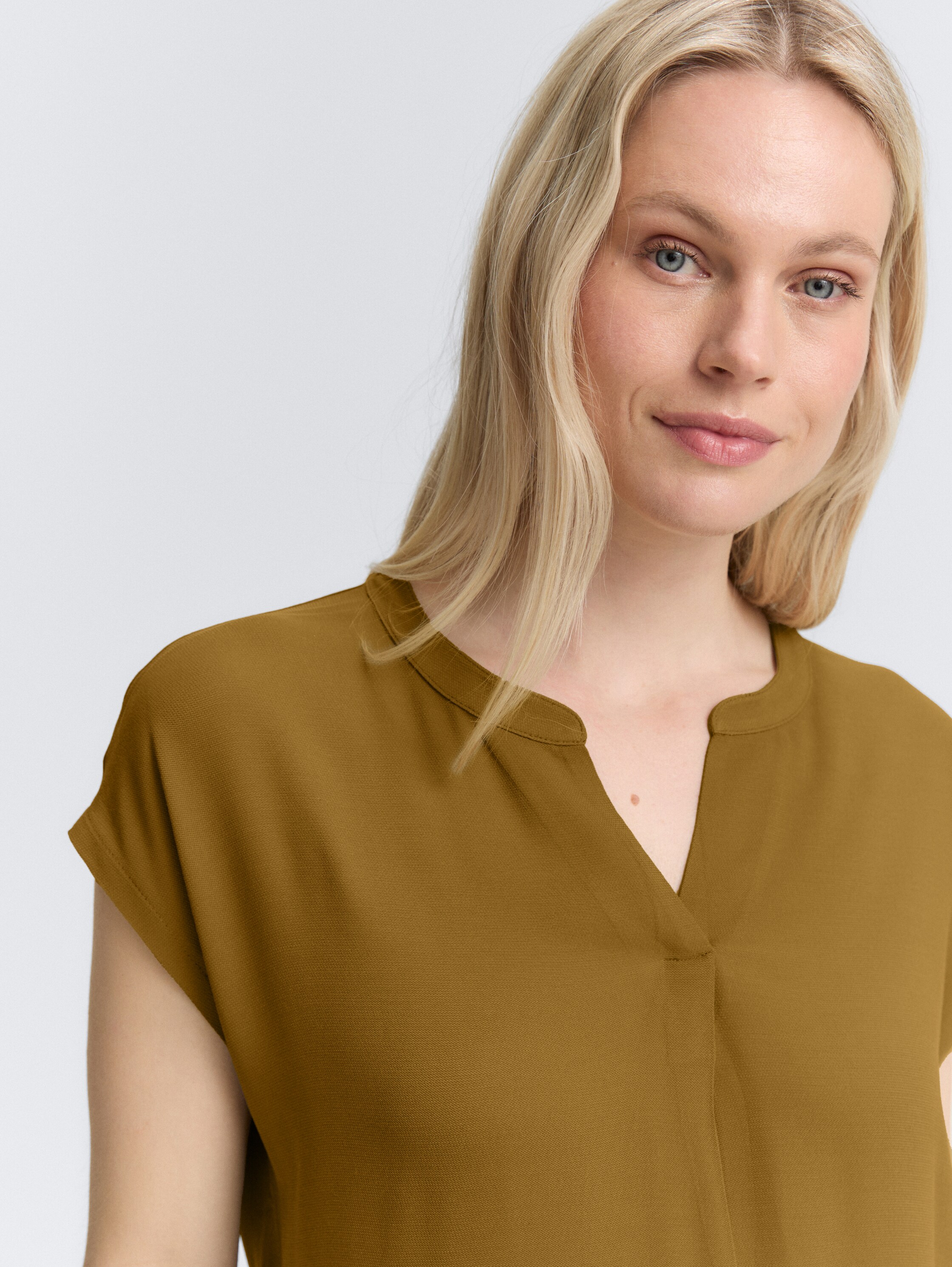 Blusenshirt im Material-Mix - nutria_olive - 