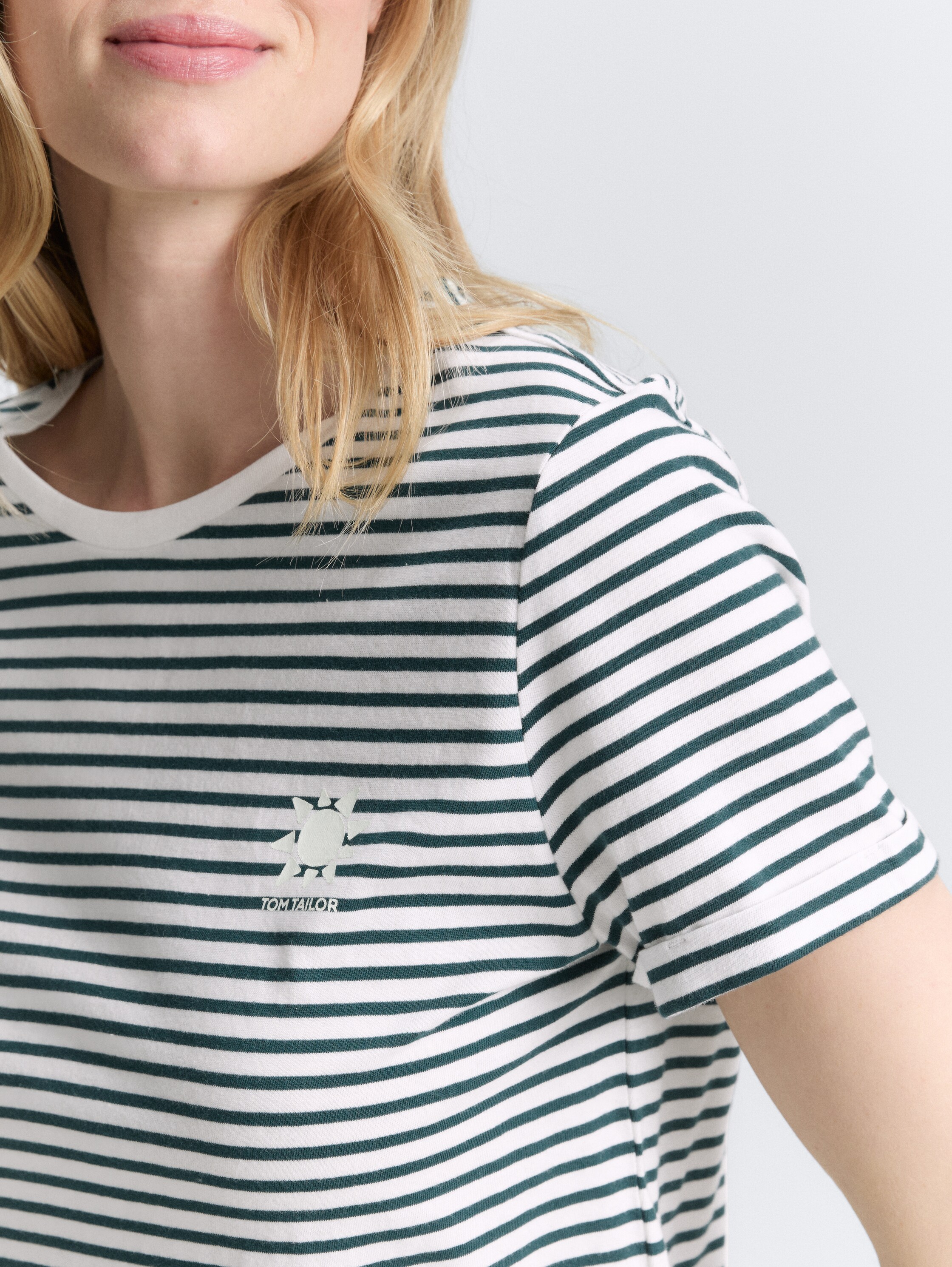 T-shirt met streeppatroon - green_white_irregular_stripe - 