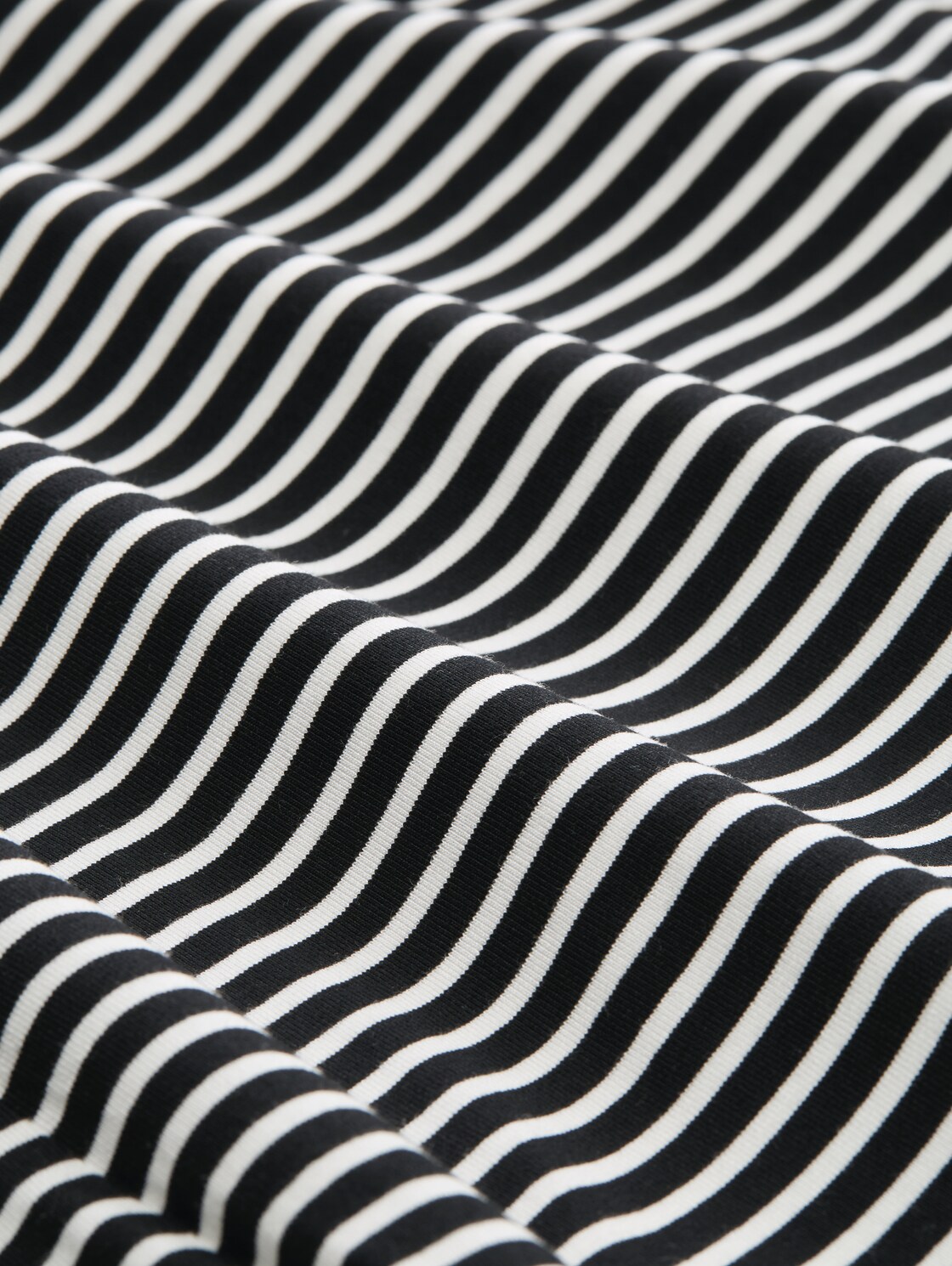 Jersey Midi-Rock - white black irregular stripe - Material-Ansicht