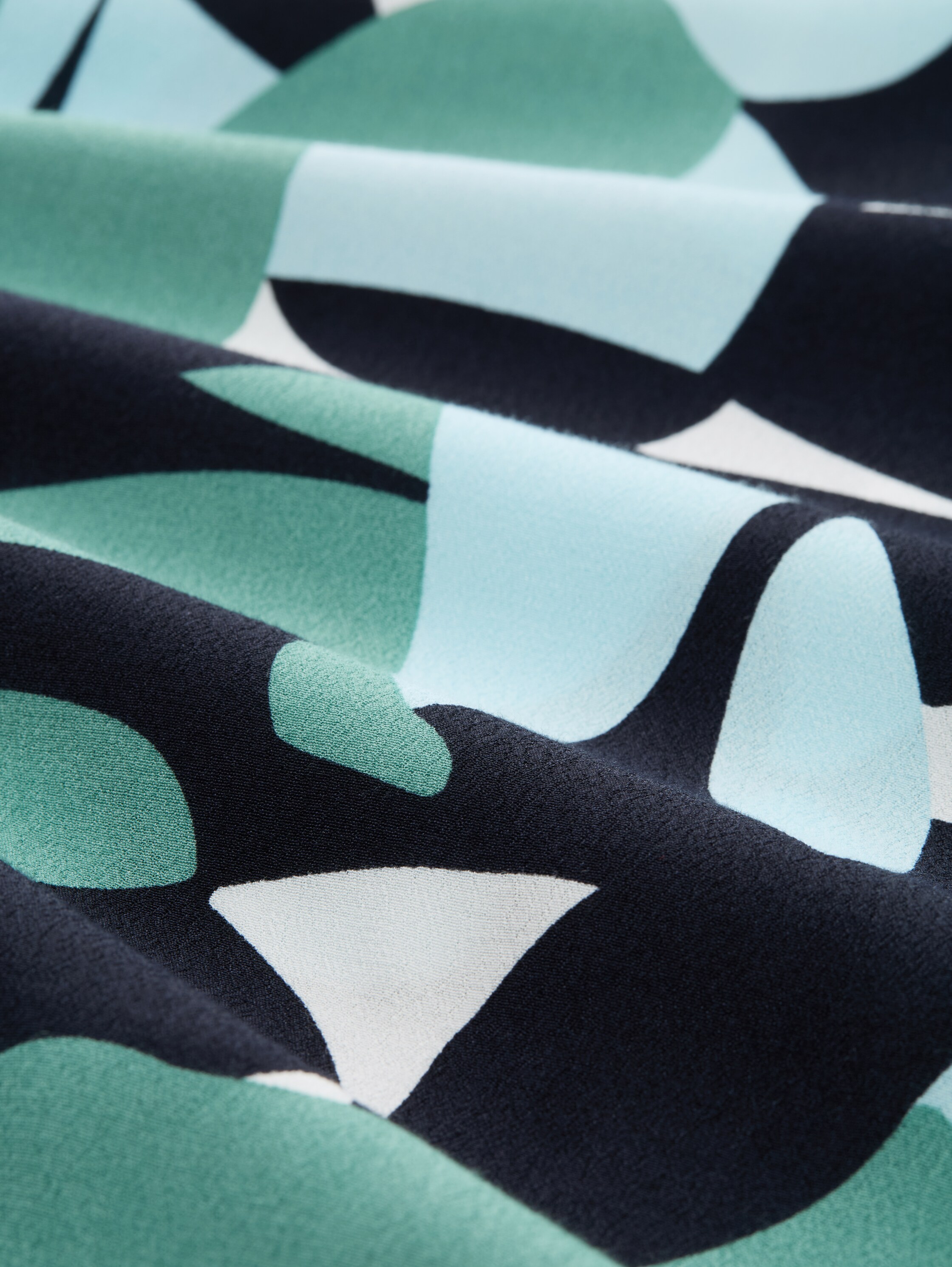 Viscose dress - green_dots_and_shapes_design - 