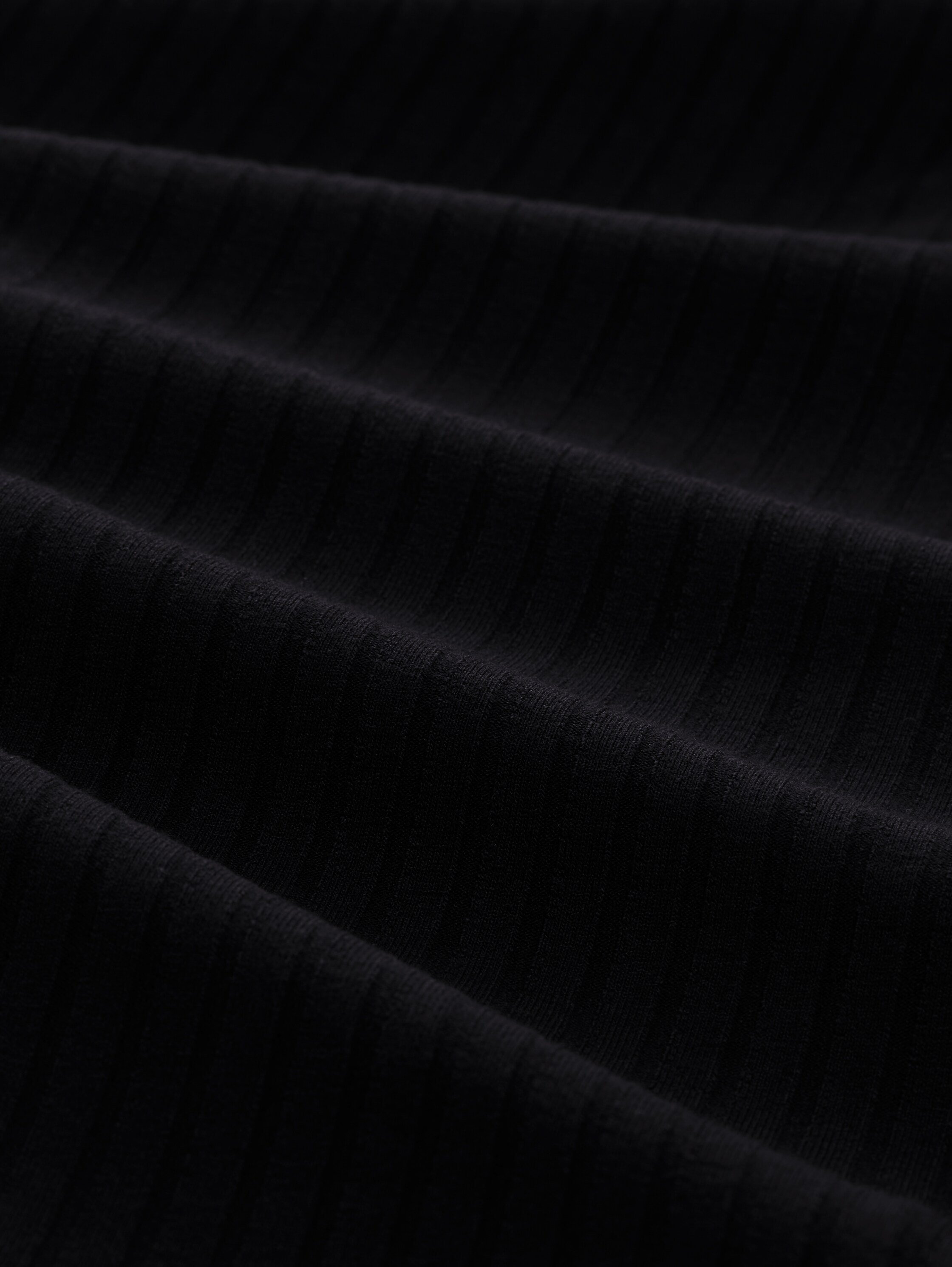 Ribbed midi dress with belt - deep_black_1 - 