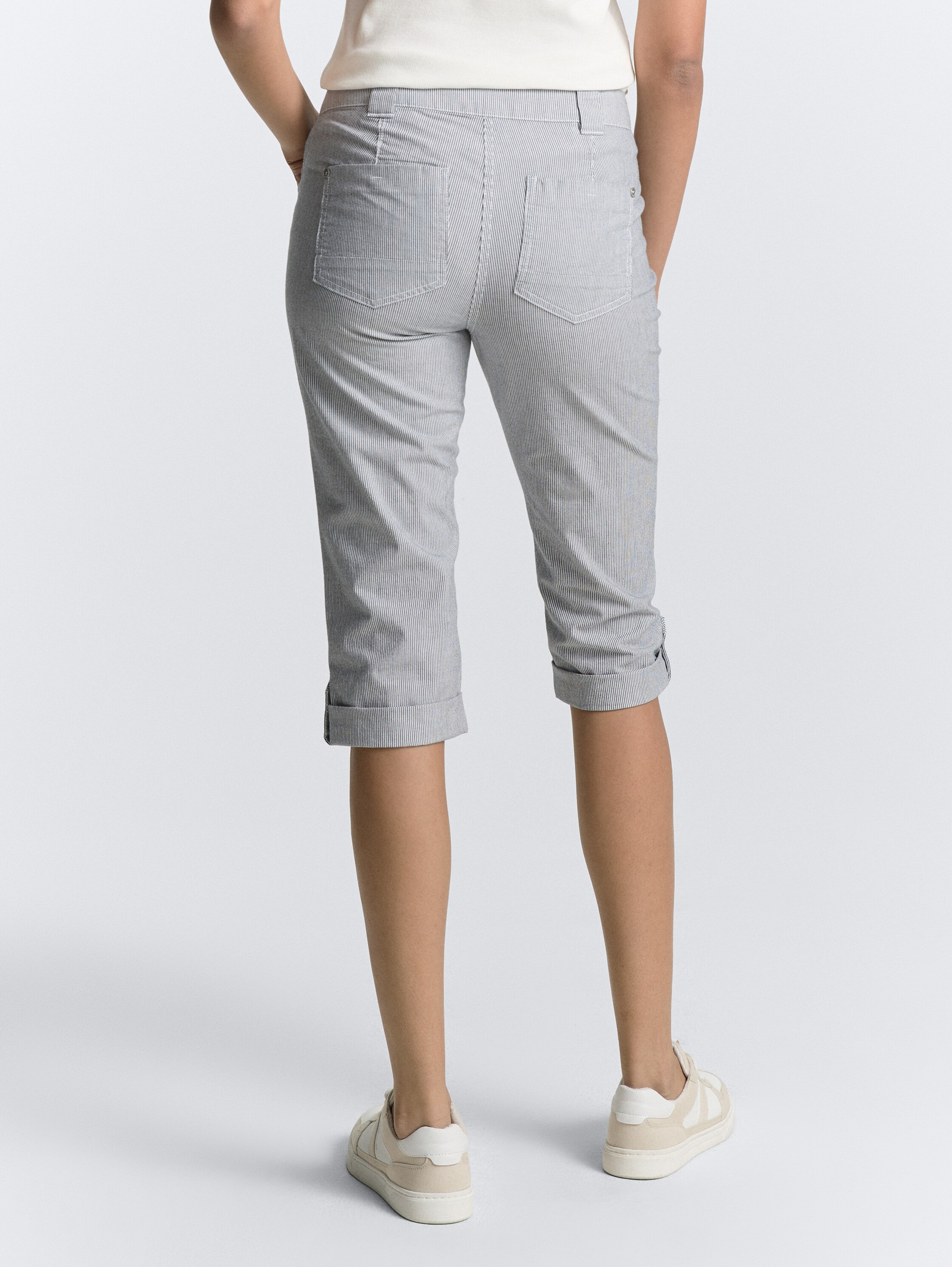 Tapered Relaxed Capri Hose - delicate_navy_white_stripe - 