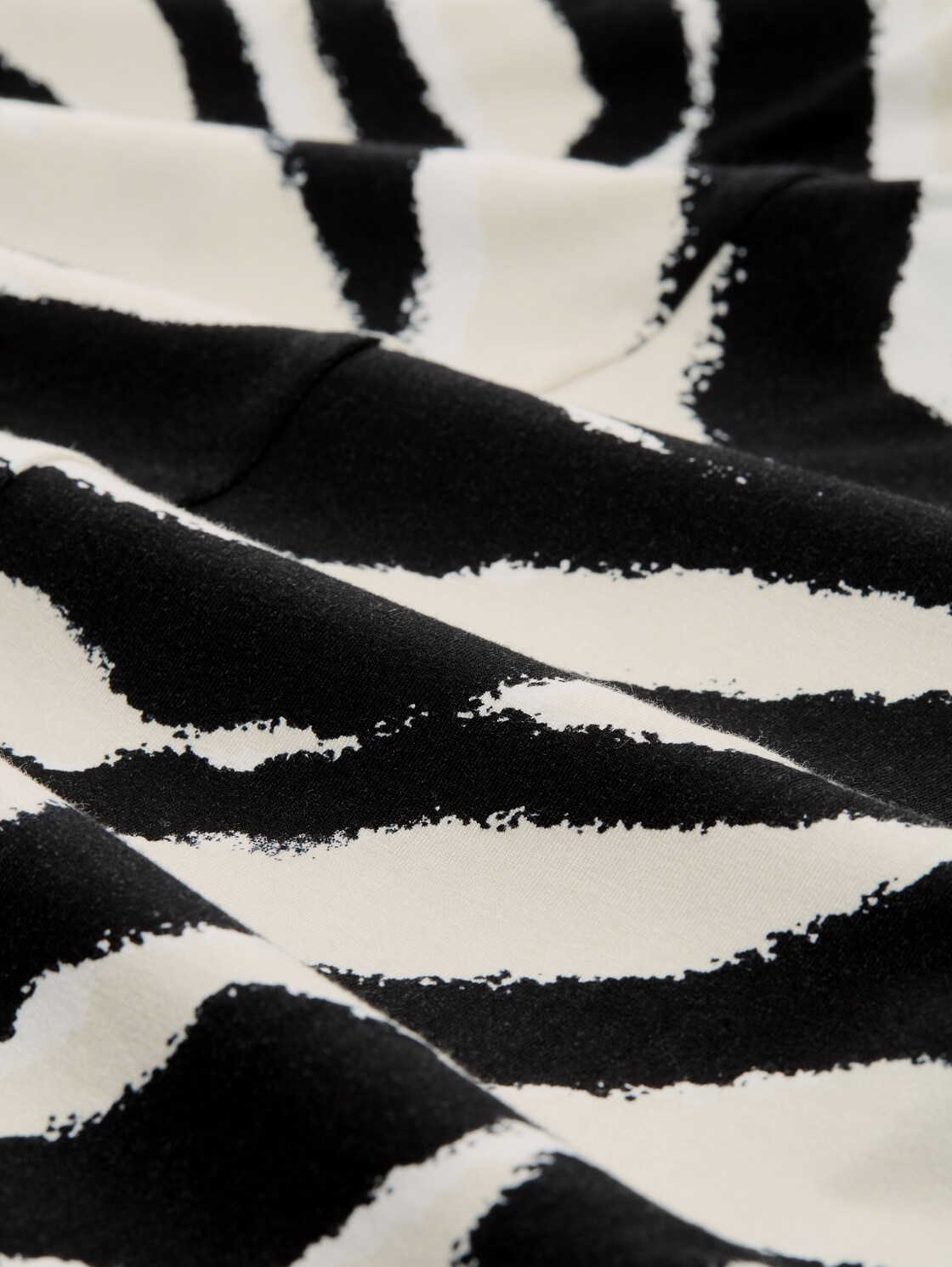 Jersey Midi-Kleid mit Knoten-Detail - abstract beige zebra - Material-Ansicht