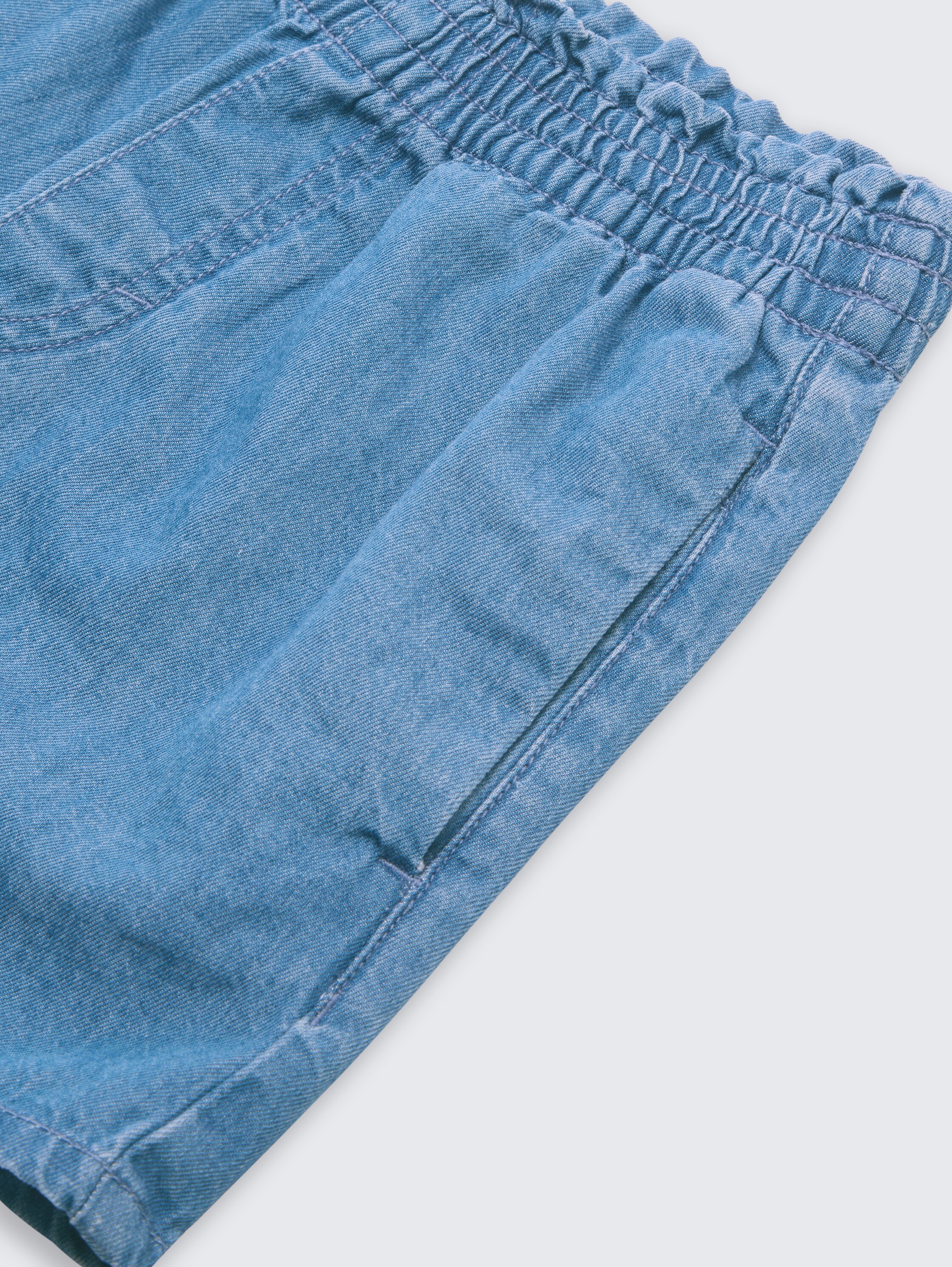 Jeans Shorts mit elastischem Bund - light_stone_bright_blue_denim - 