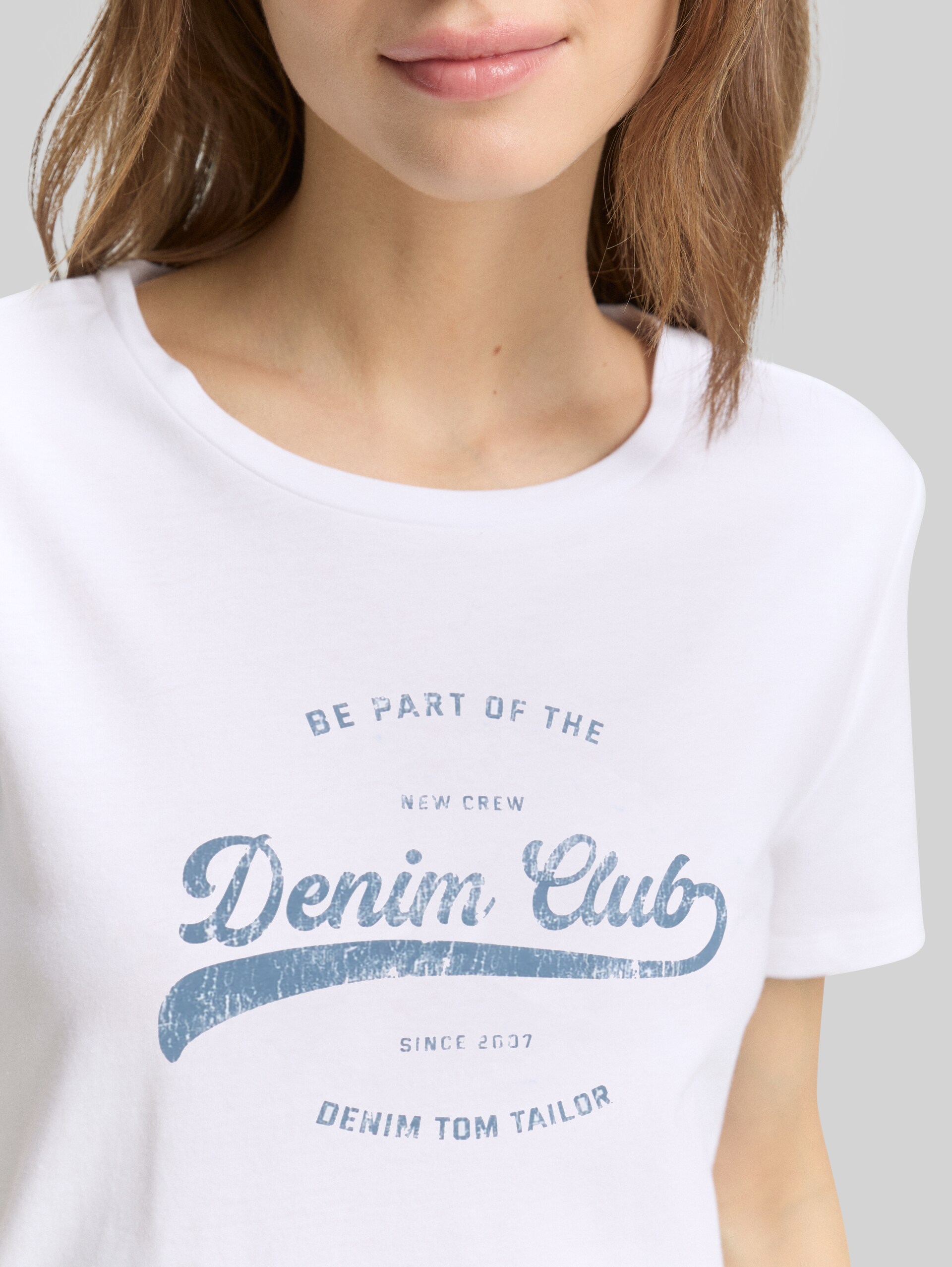 T-shirt with print - White - Detail model view