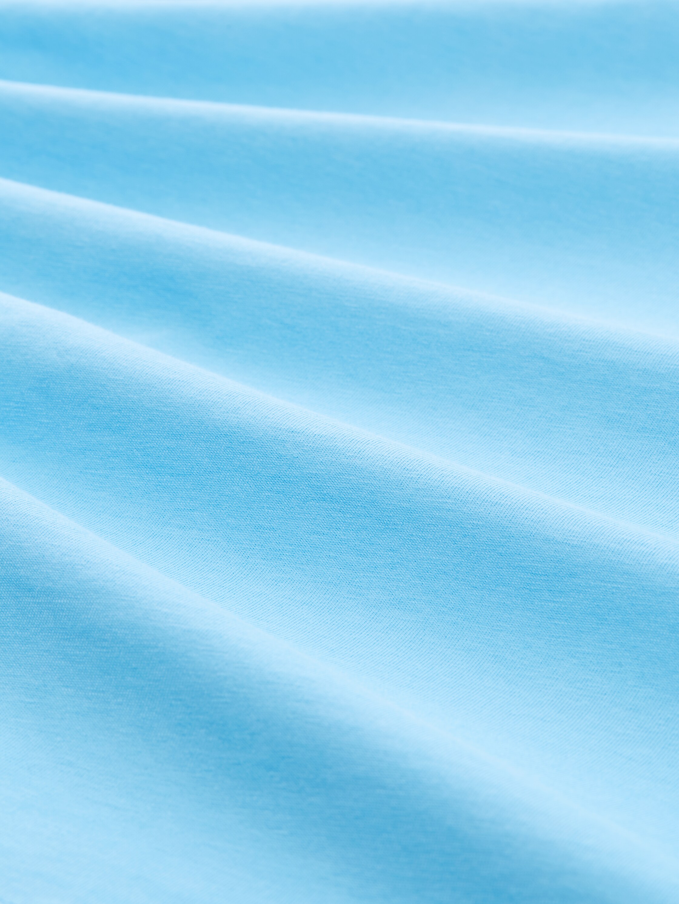 Boxy Fit T-Shirt mit V-Ausschnitt - clear_light_blue - 