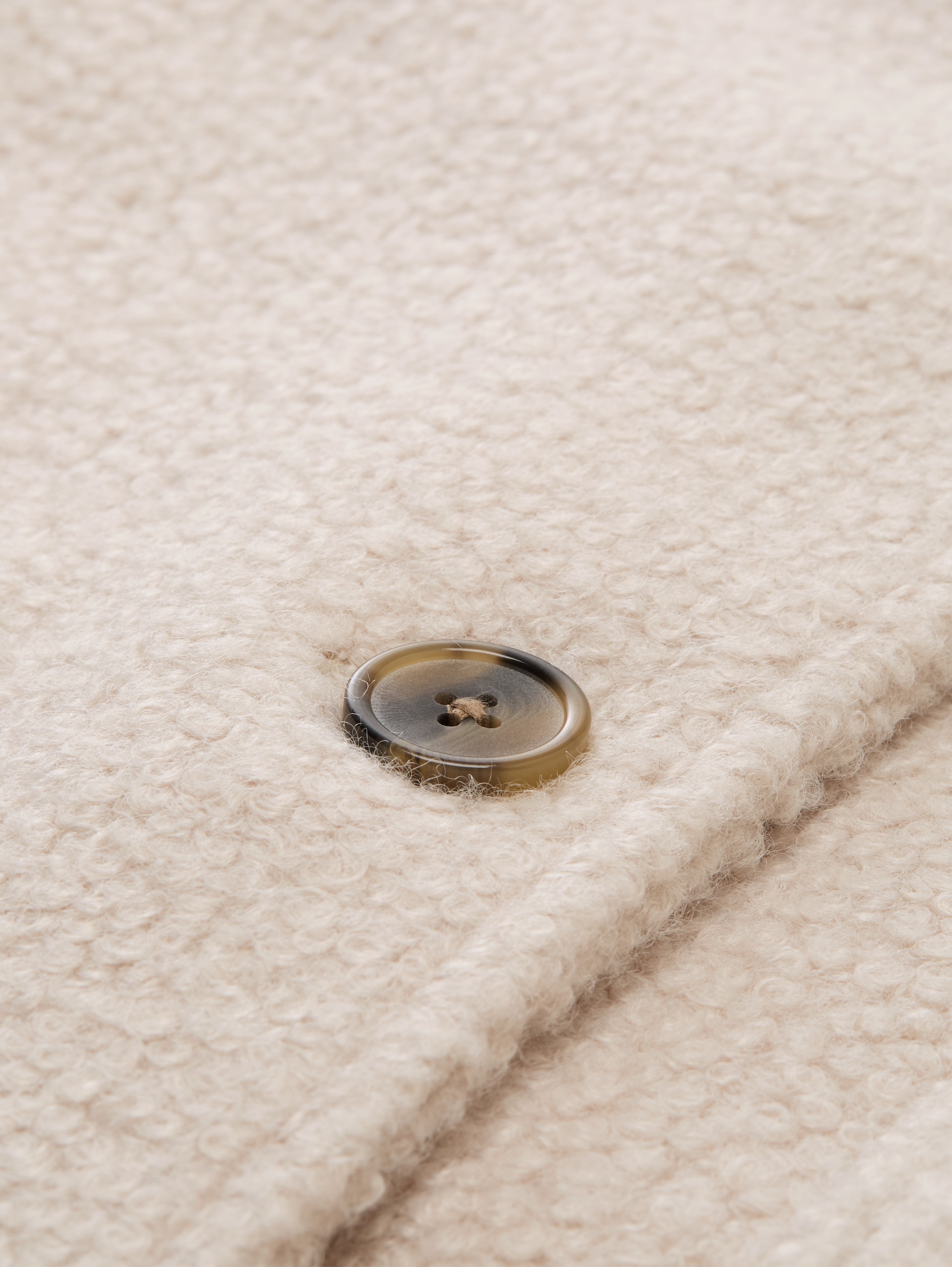 Bouclé Mantel mit Stehkragen - cold beige - Produkt-Detail-Ansicht