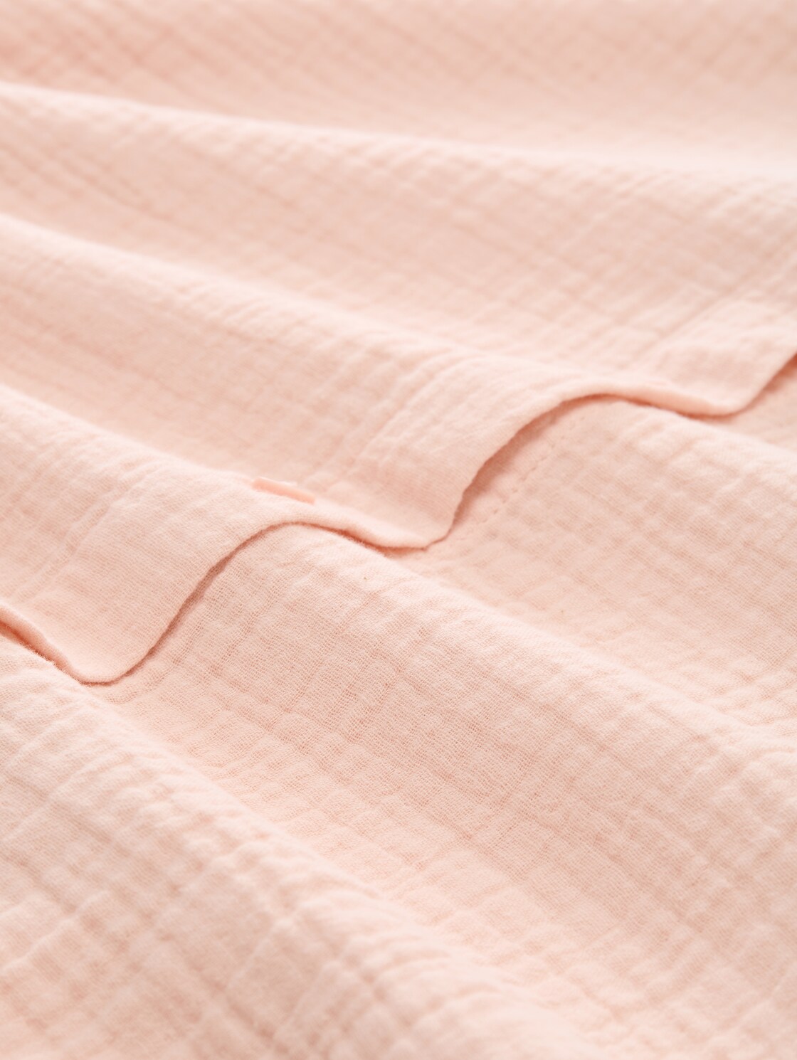 Boxy Fit Musselin Bluse - Rose Smoke - Material-Ansicht