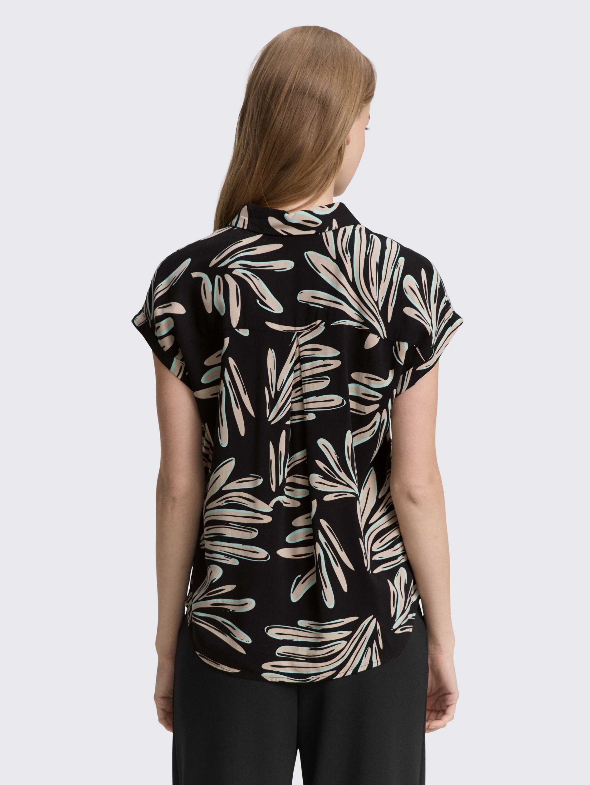 Bluse aus Viskose - abstract_black_beige_print - 