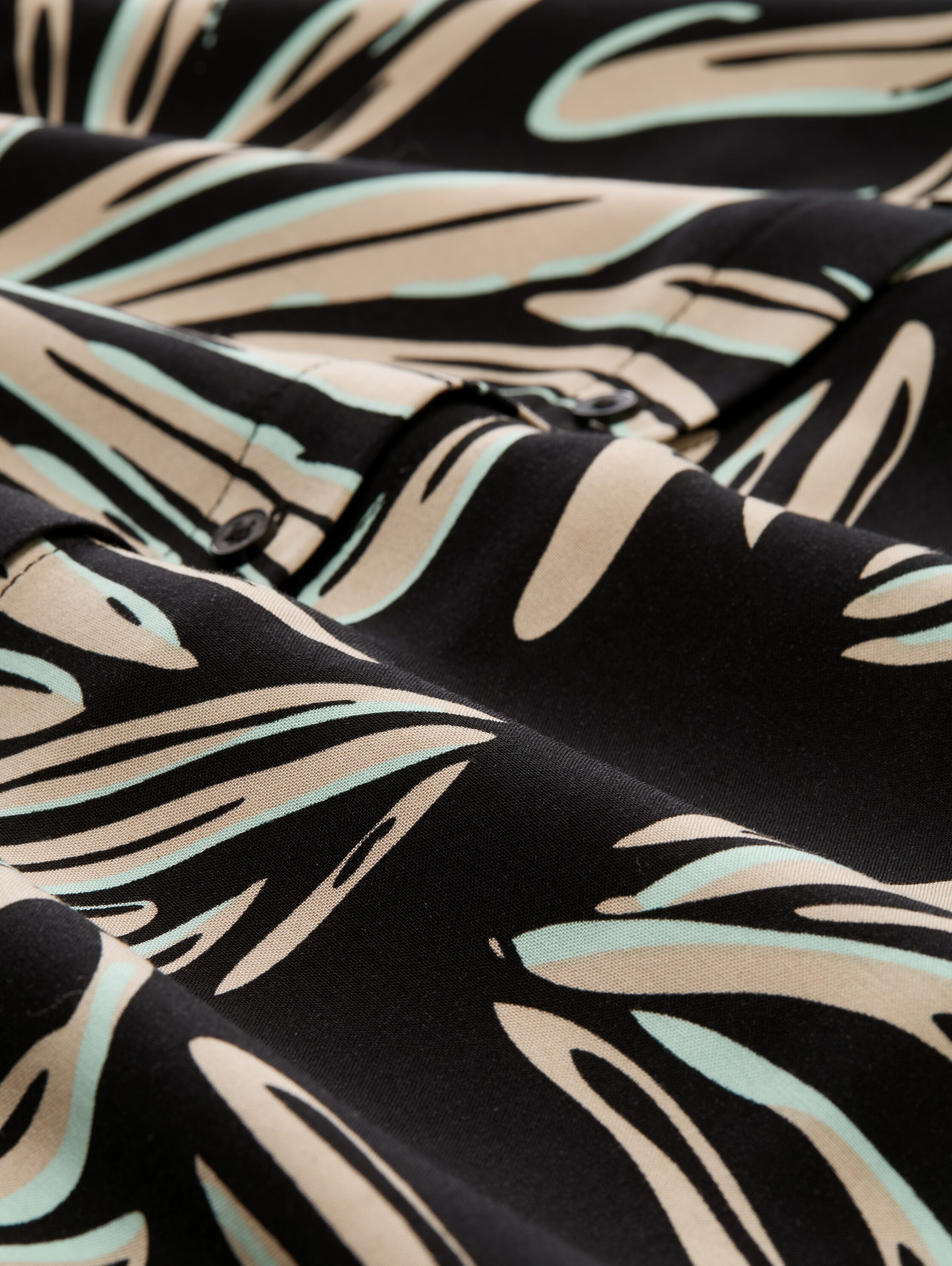 Bluse aus Viskose - abstract_black_beige_print - 