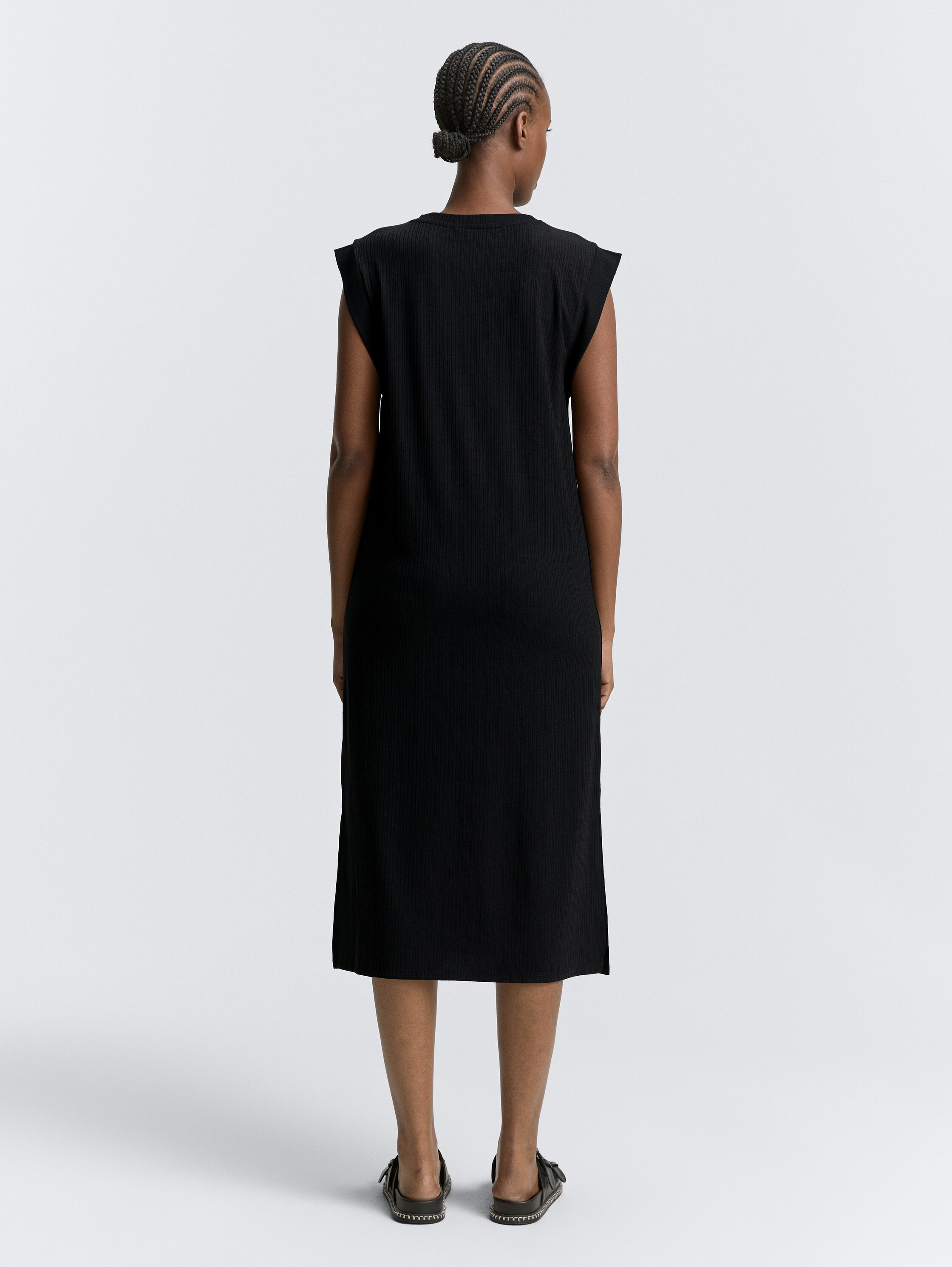 Midi T-shirt dress - deep_black_1 - 