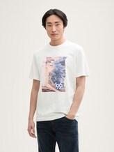 Tee shirt avec imprimé photo - off white - Découpe Vue de face du modèle