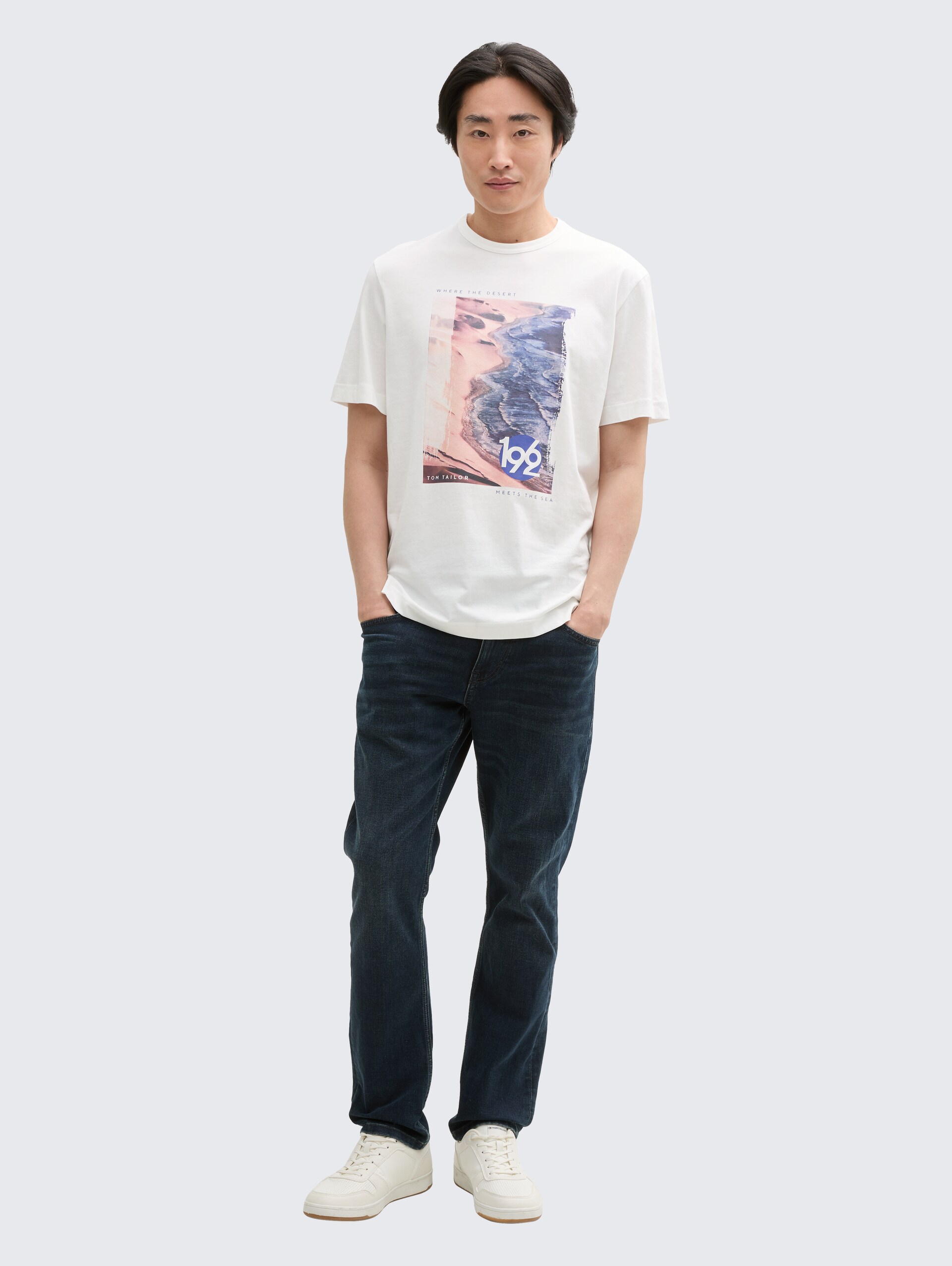 T-Shirt mit Foto-Print - off white - Model-Vorderansicht