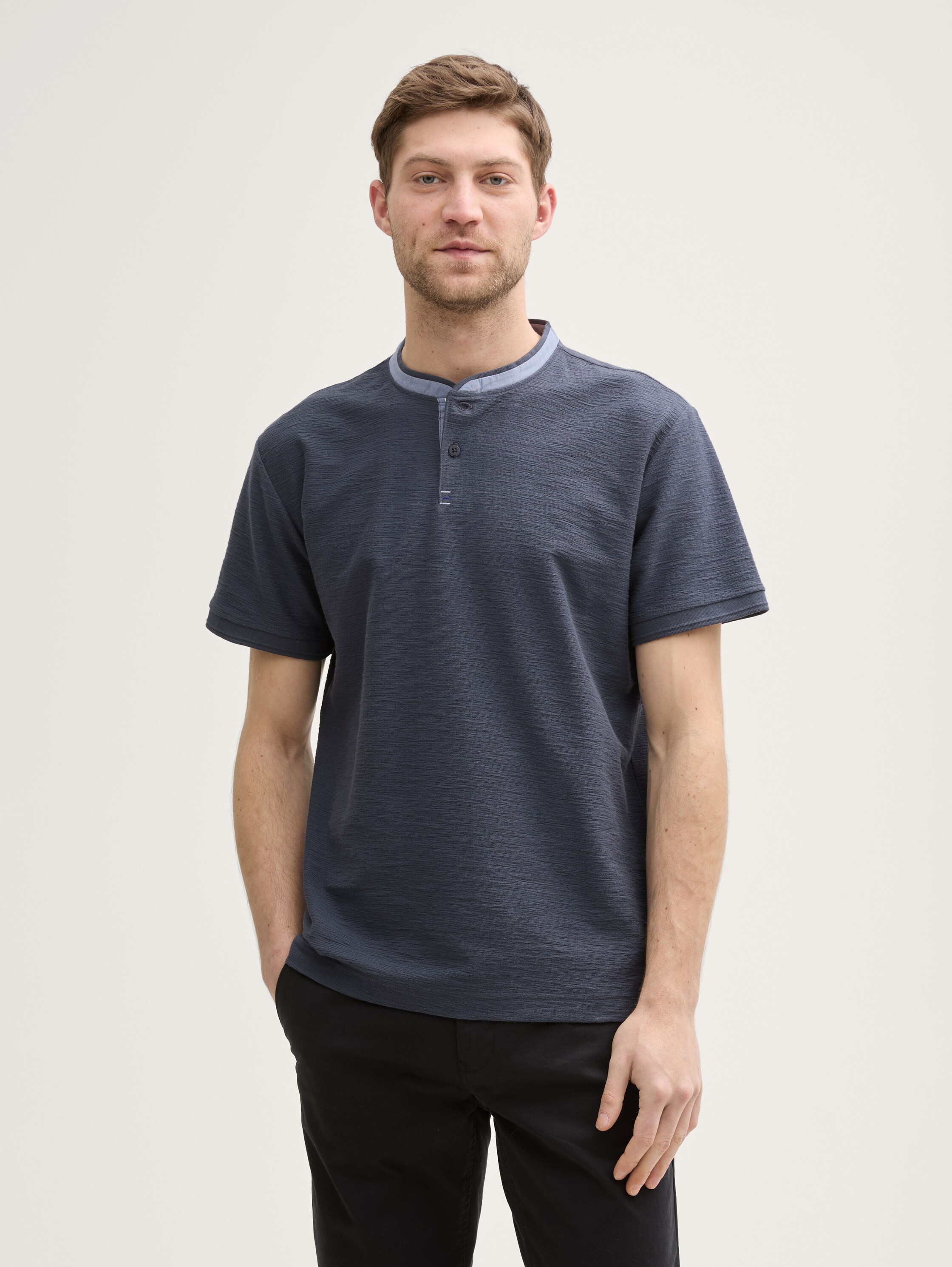 Poloshirt mit Stehkragen - blueish_grey - 