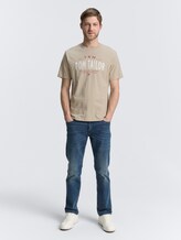 T-shirt avec logo imprimé - Cashew Beige - Vue de face du modèle