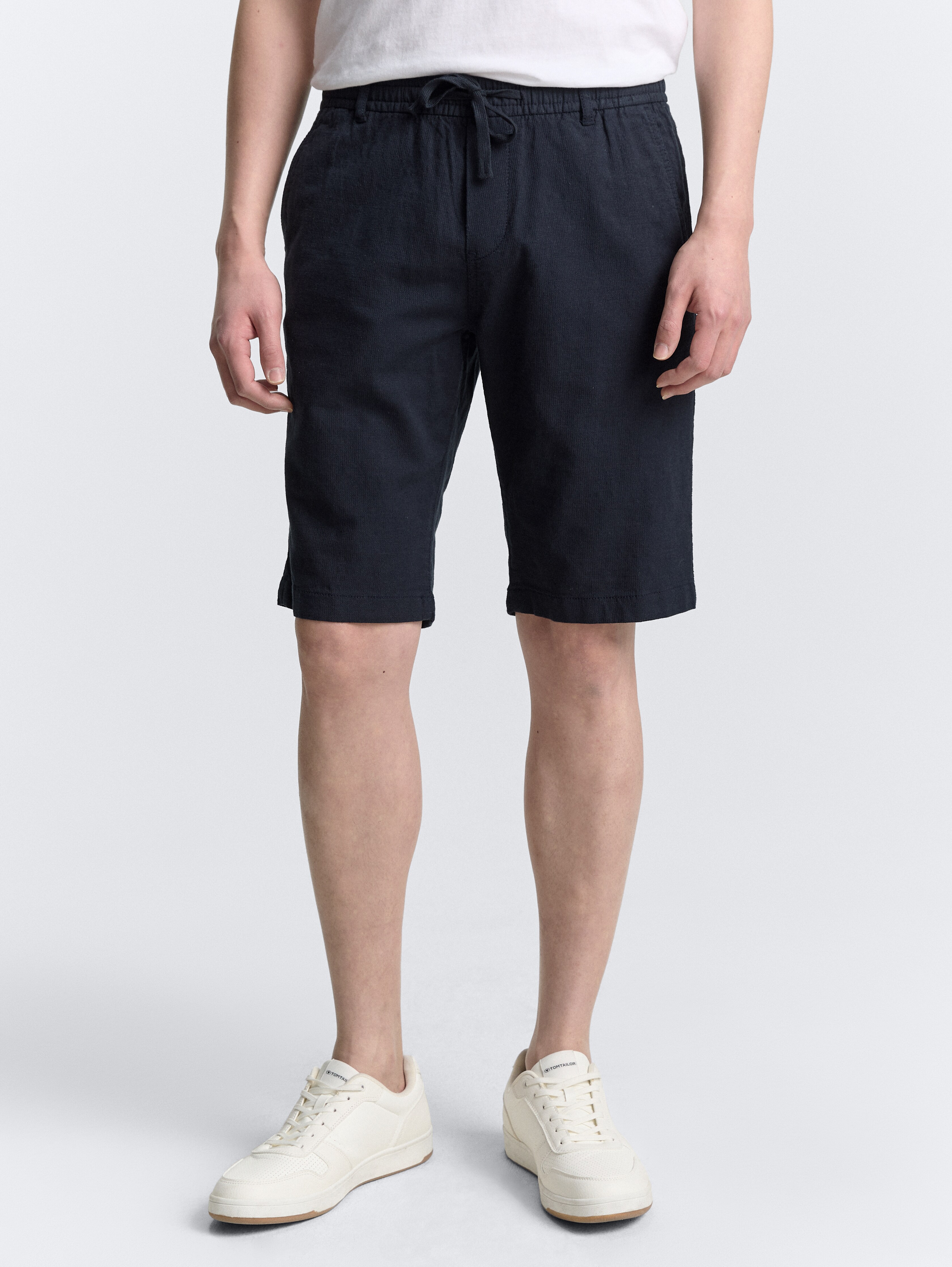 Regular Fit Shorts mit Leinenanteil von Men, sky captain blue