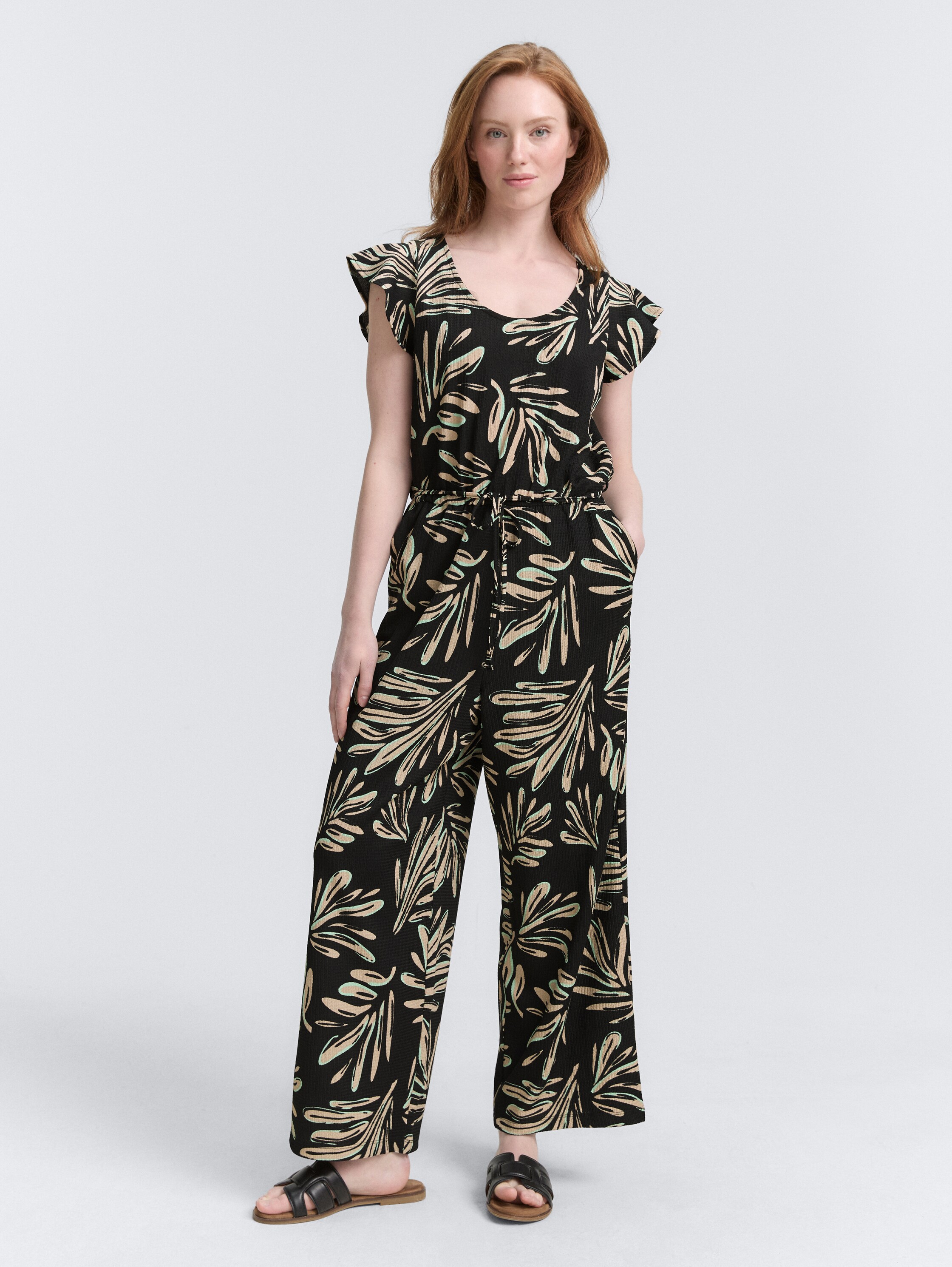 Culotte jumpsuit - abstract_black_beige_print - 