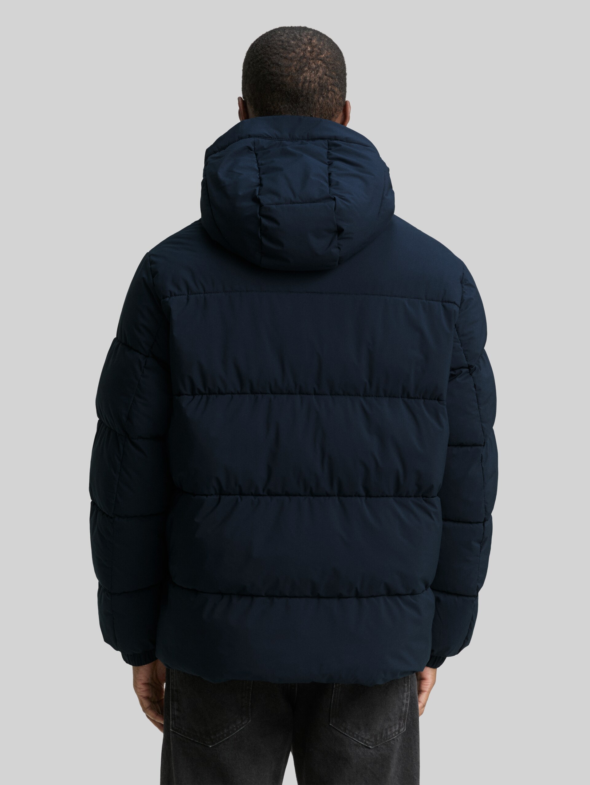 Lightweight puffer jacket with hood - sky captain blue - Model-back view