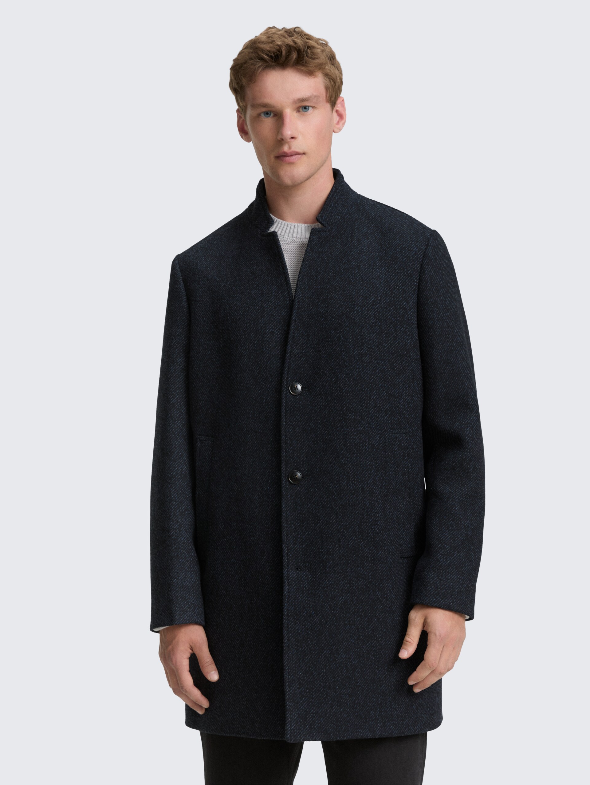 Wollmantel mit Stehkragen - black navy twill - Model-Vorderansicht