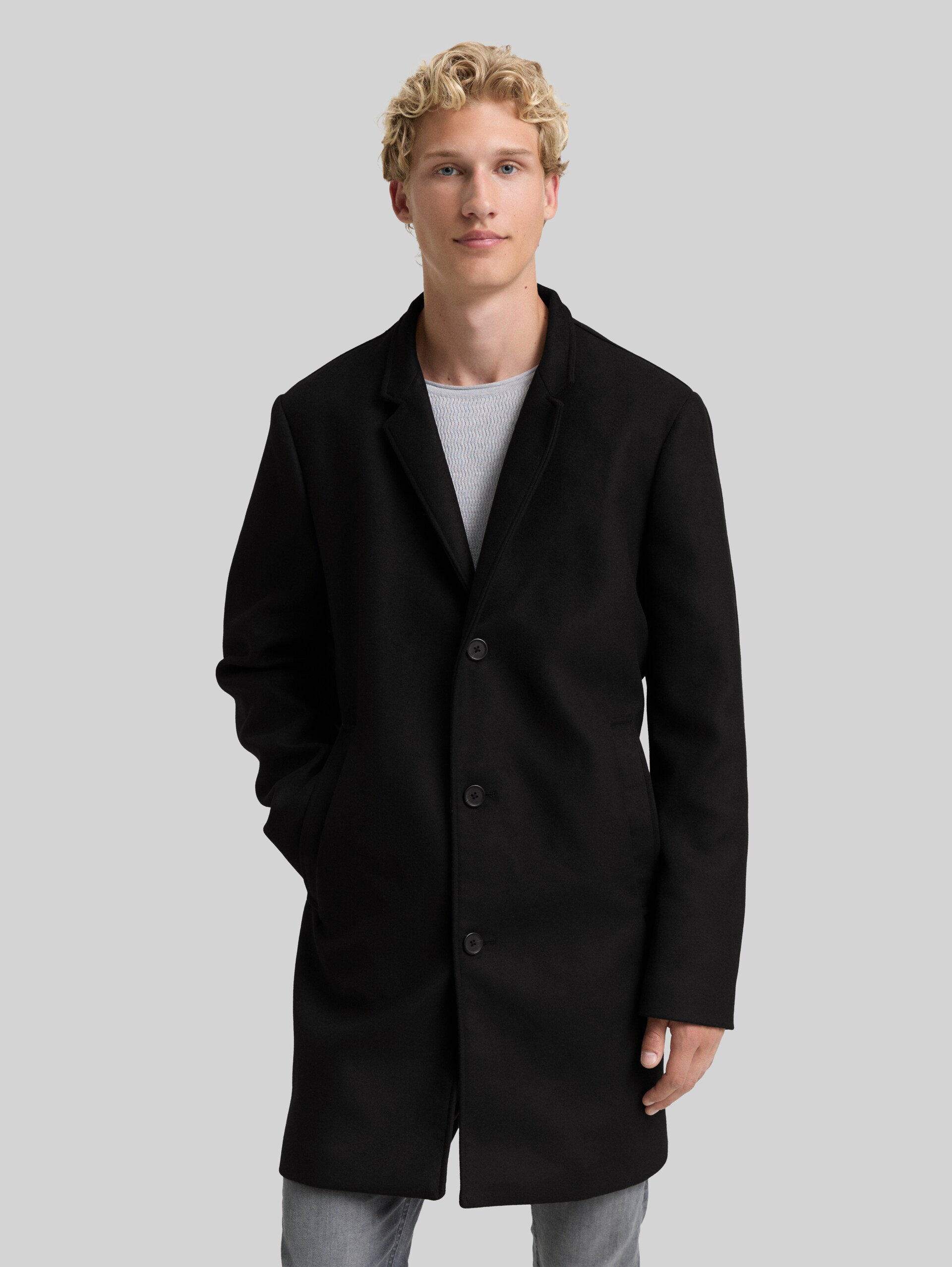 Manteau en optique laine - Black - Vue de face du modèle