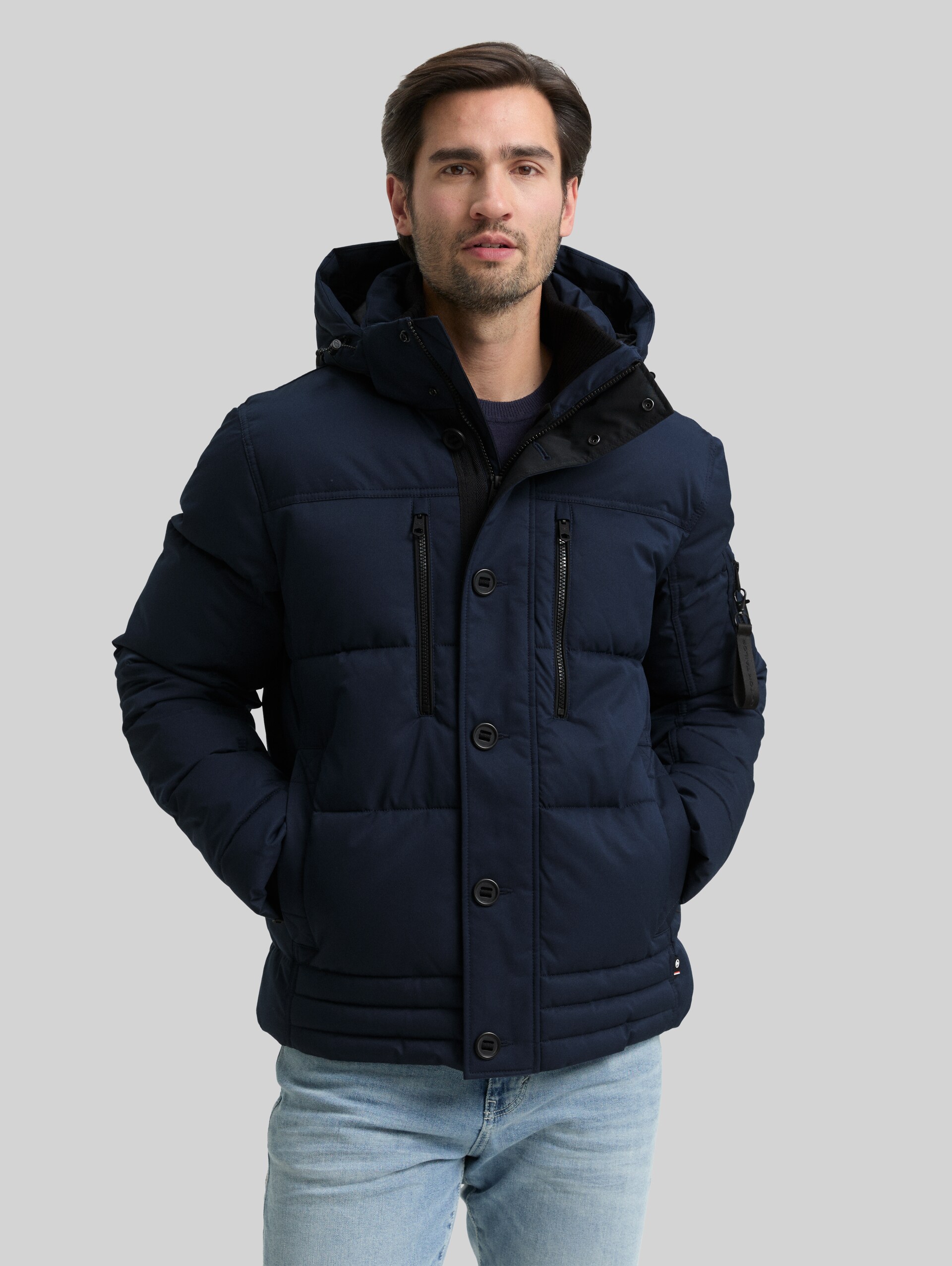 Puffer jacket with detachable hood - sky captain blue - Model front view