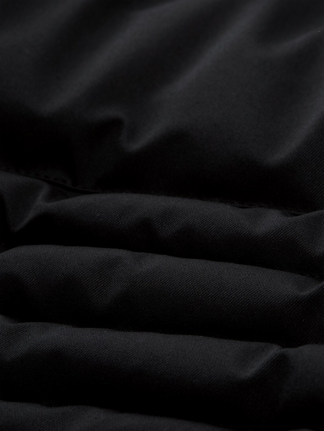 Puffer-Jacke mit abnehmbarer Kapuze - Black - Produkt-Detail-Ansicht