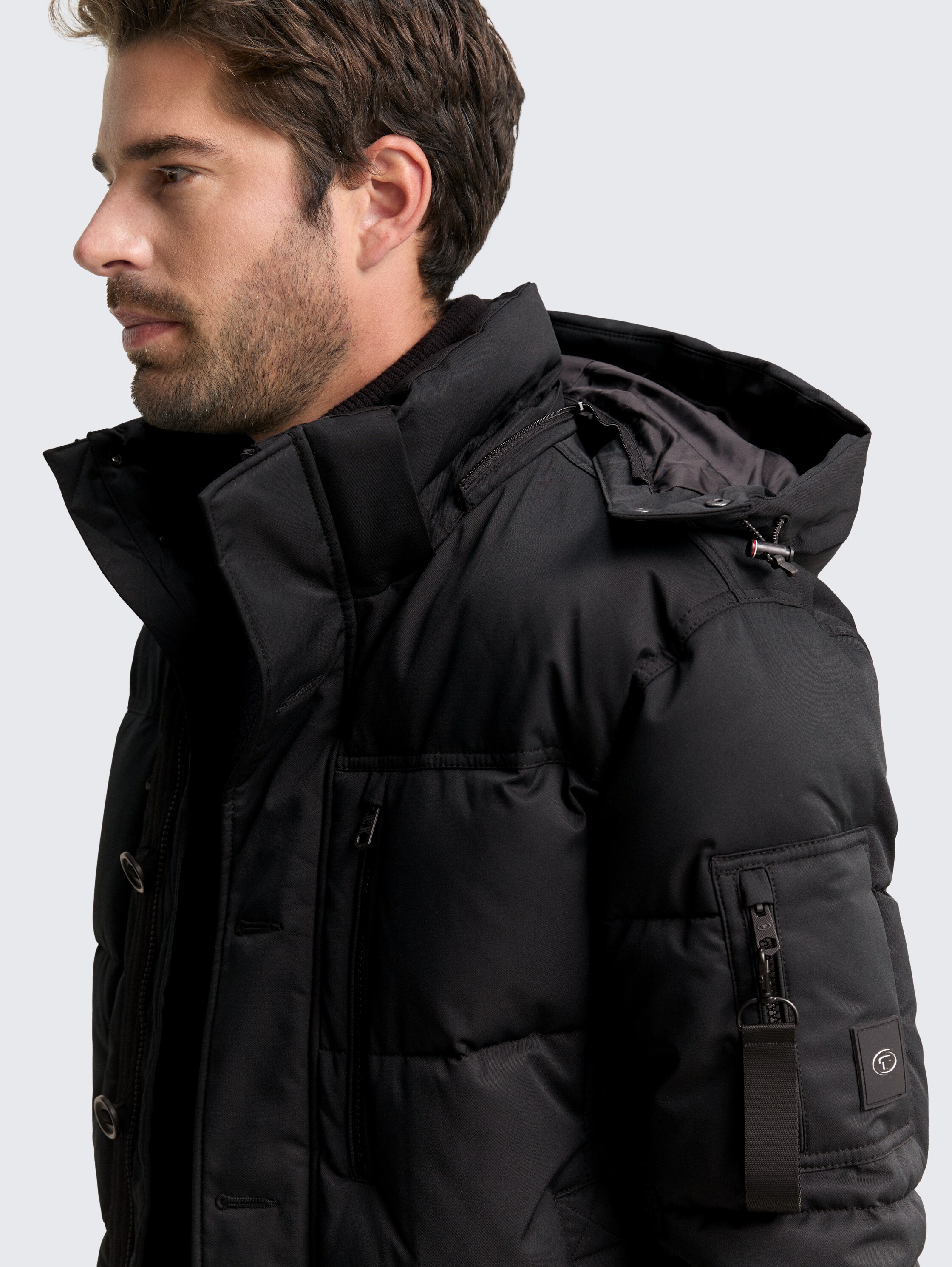 Puffer-Jacke mit abnehmbarer Kapuze - black - 