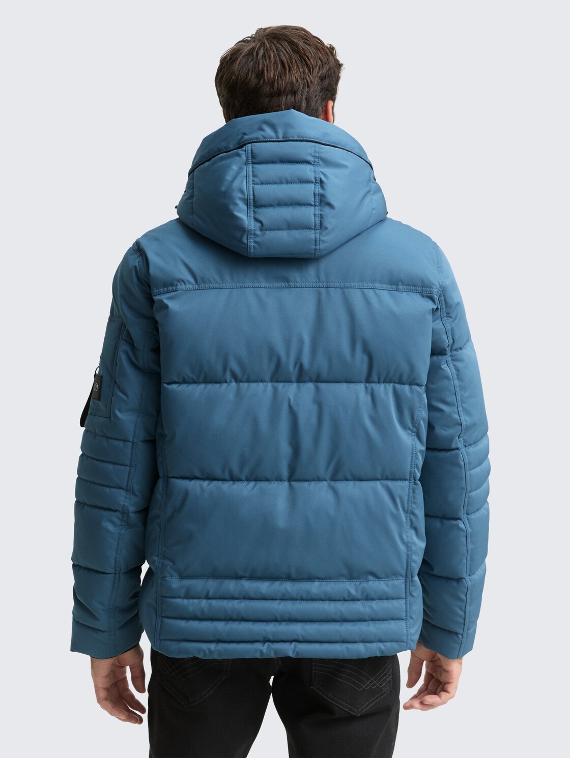 Puffer-Jacke mit abnehmbarer Kapuze - real teal blue - Model-Rückansicht