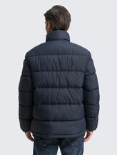 Puffer-Jacke aus wasserabweisendem Material - sky captain blue - Model-Rückansicht