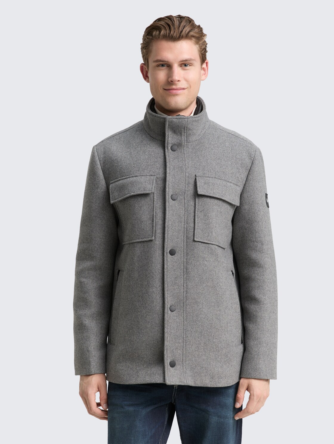 2-in-1 Wolljacke mit abnehmbarer Innenjacke - light stone grey wool twill - Model-Vorderansicht