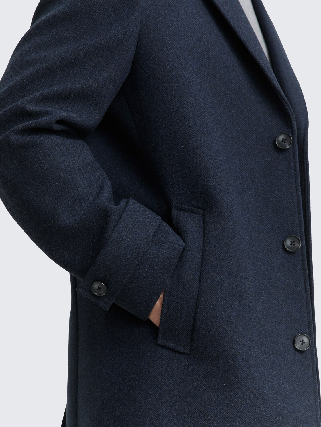 Wollmantel mit Reverskragen - blue small herringbone - Detail-Model-Ansicht