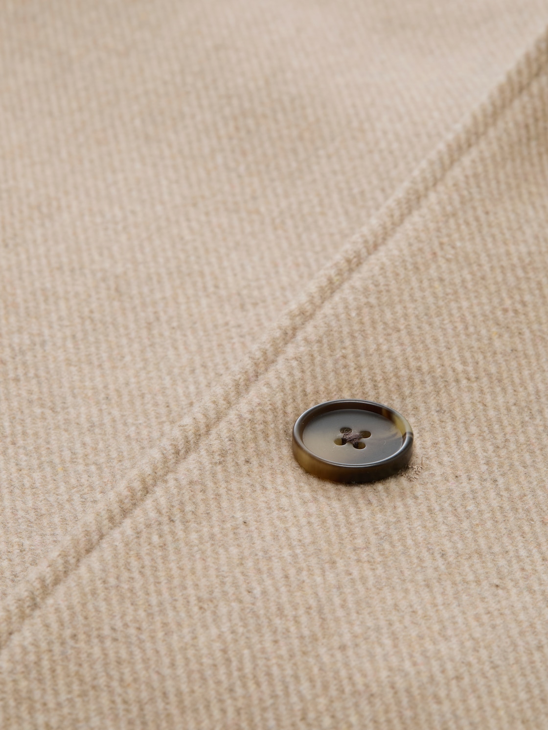 Wollmantel mit Reverskragen - taupe wool twill - Produkt-Detail-Ansicht