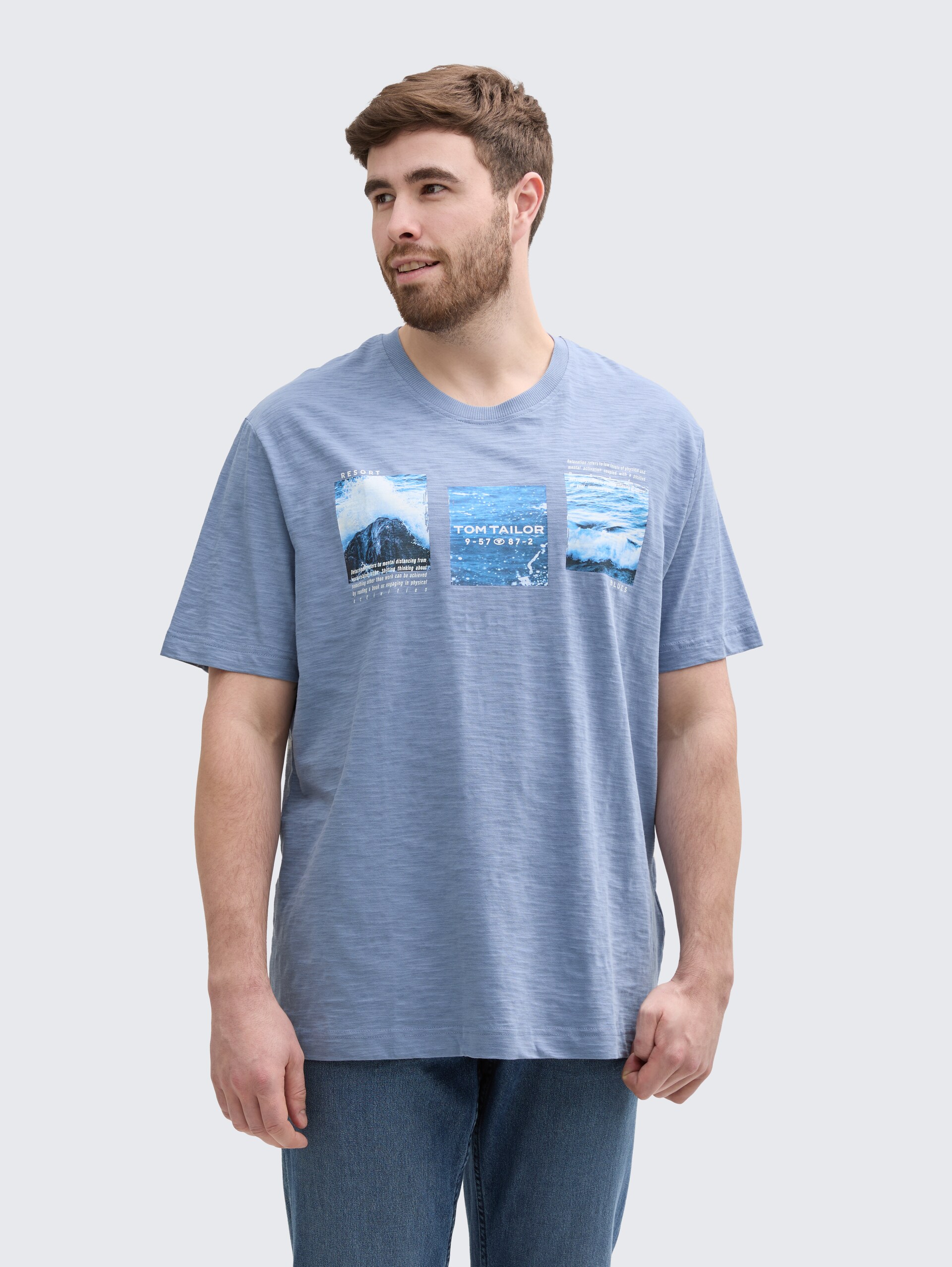Plus Size - T-Shirt mit Foto-Print - dove blue - Ausschnitt Model-Vorderansicht
