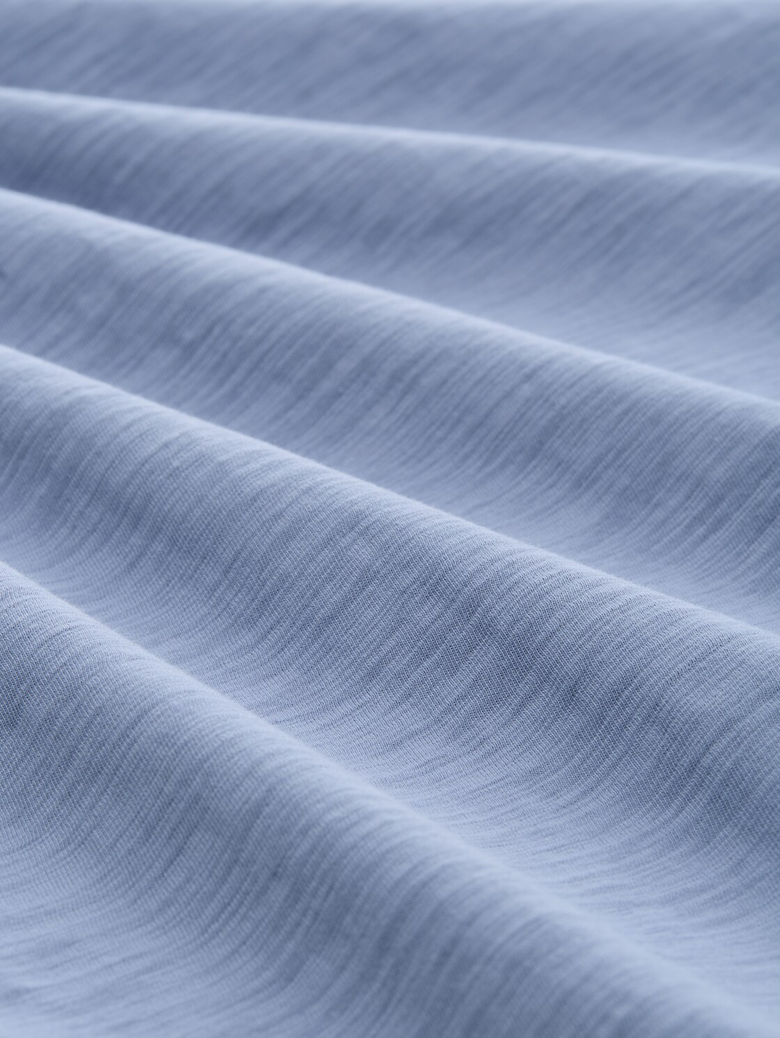 Plus Size - T-Shirt mit Foto-Print - dove blue - Material-Ansicht