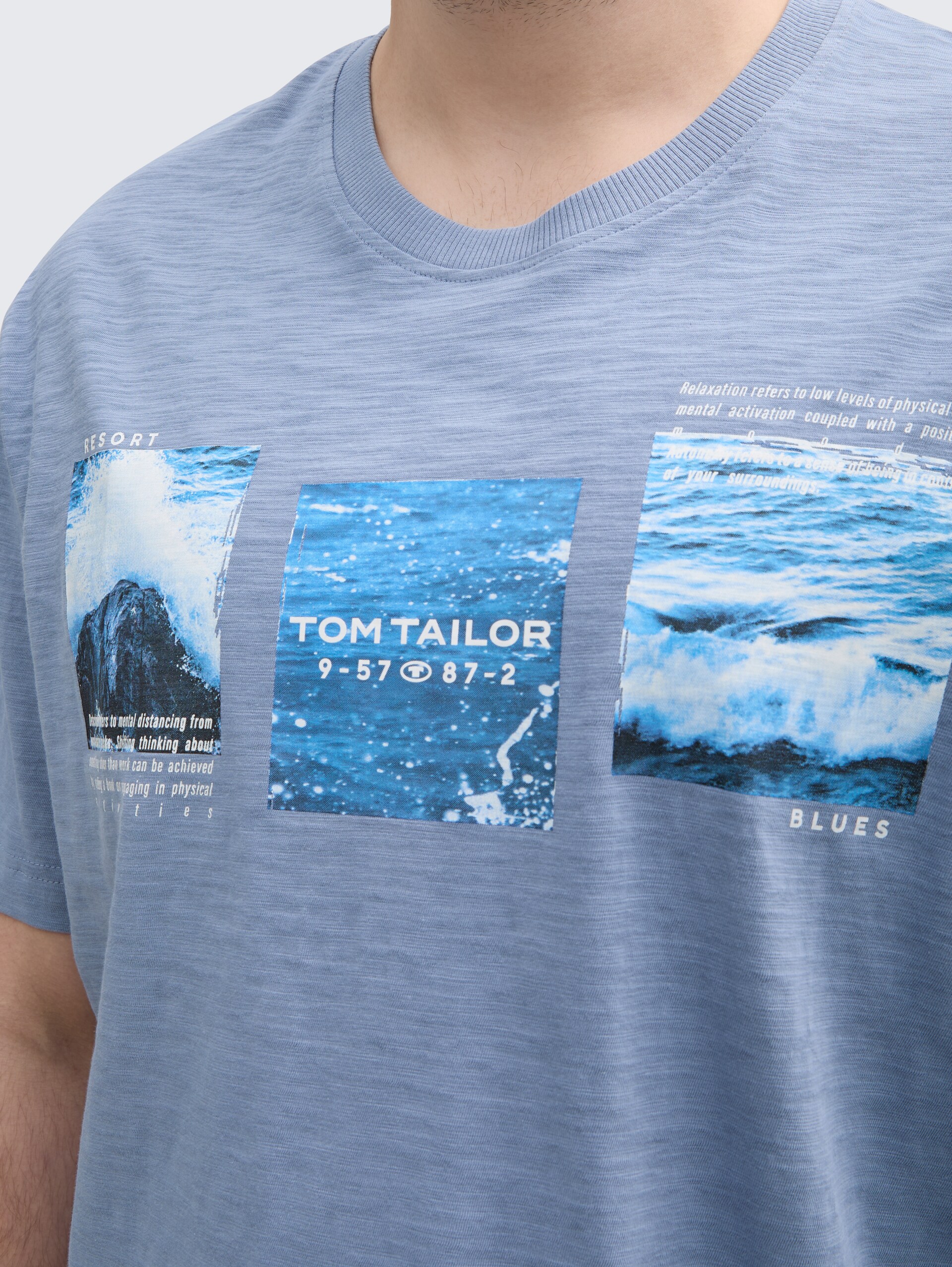 Plus Size - T-Shirt mit Foto-Print - dove blue - Detail-Model-Ansicht