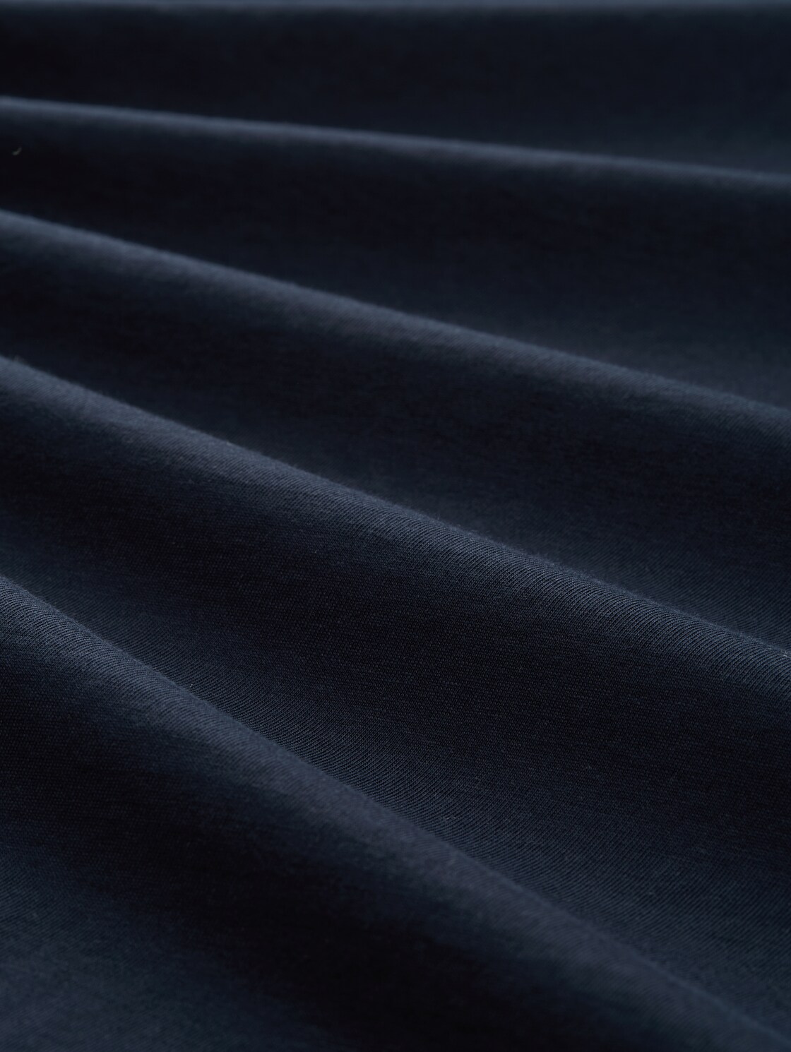 Plus Size - T-Shirt mit Brusttasche - sky captain blue - Material-Ansicht