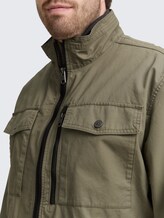 Plus Size - Fieldjacket aus Baumwolle - smokey olive green - Detail-Model-Ansicht